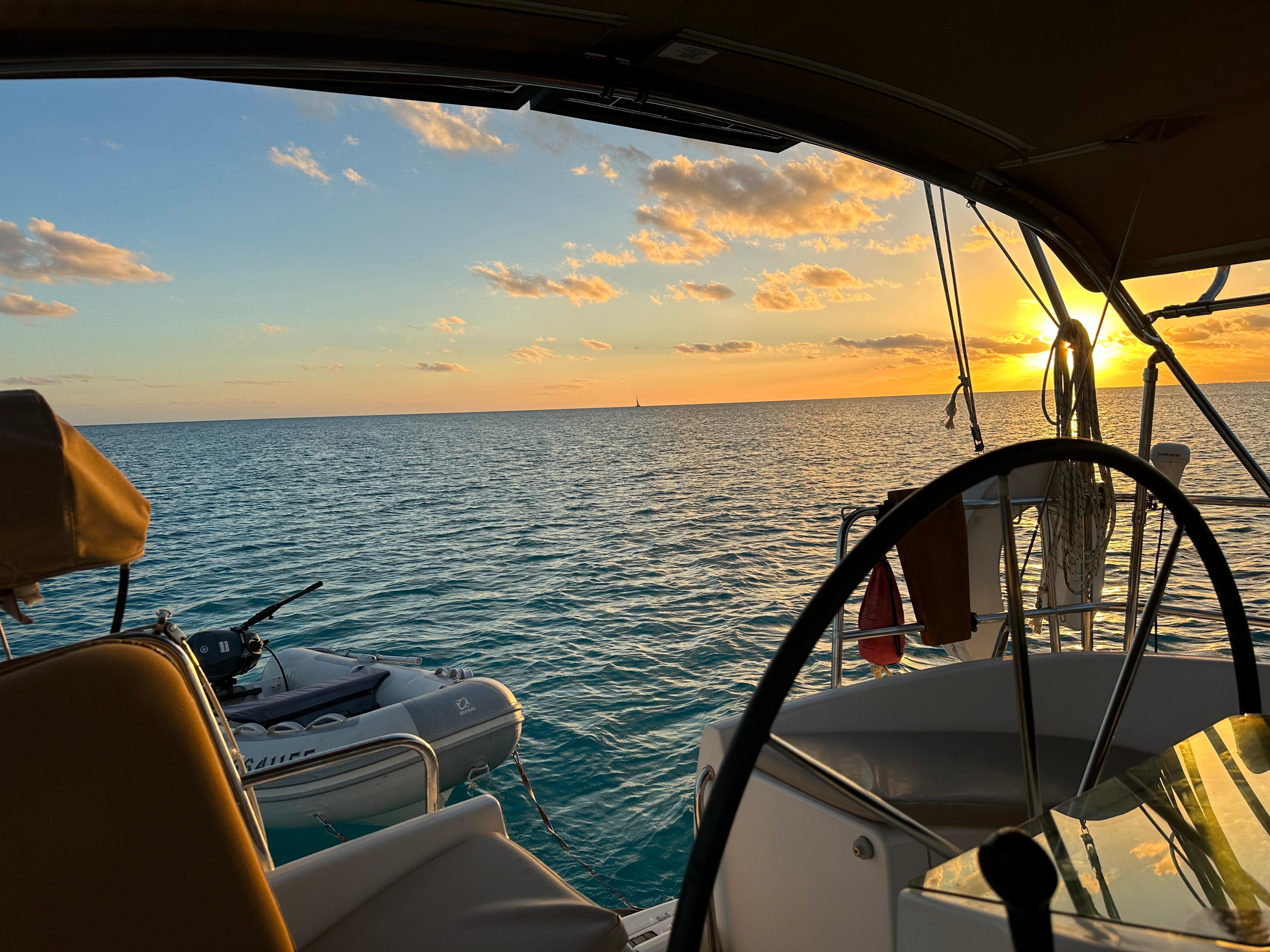 Yacht Photos Pics