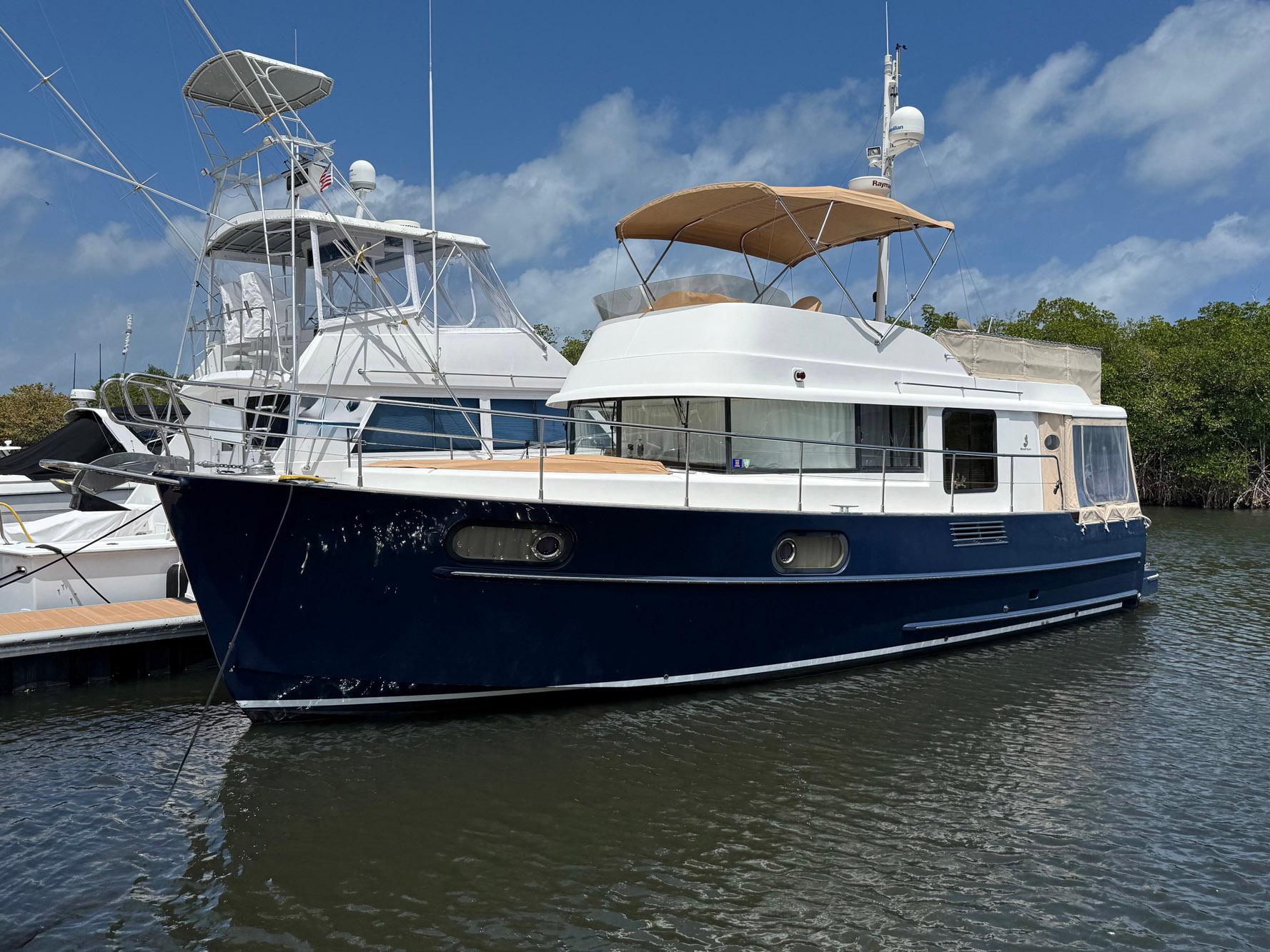 Yacht Photos Pics