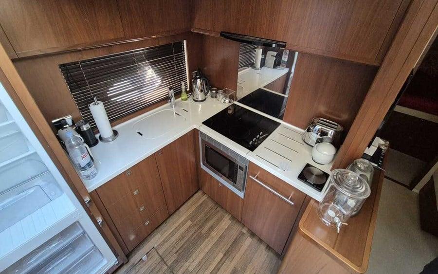 2010 Princess 63 