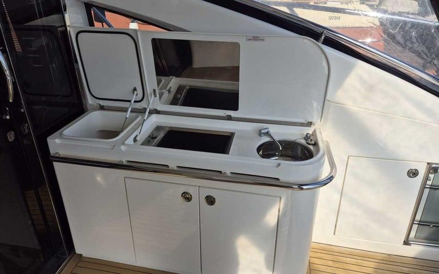 2010 Princess 63 