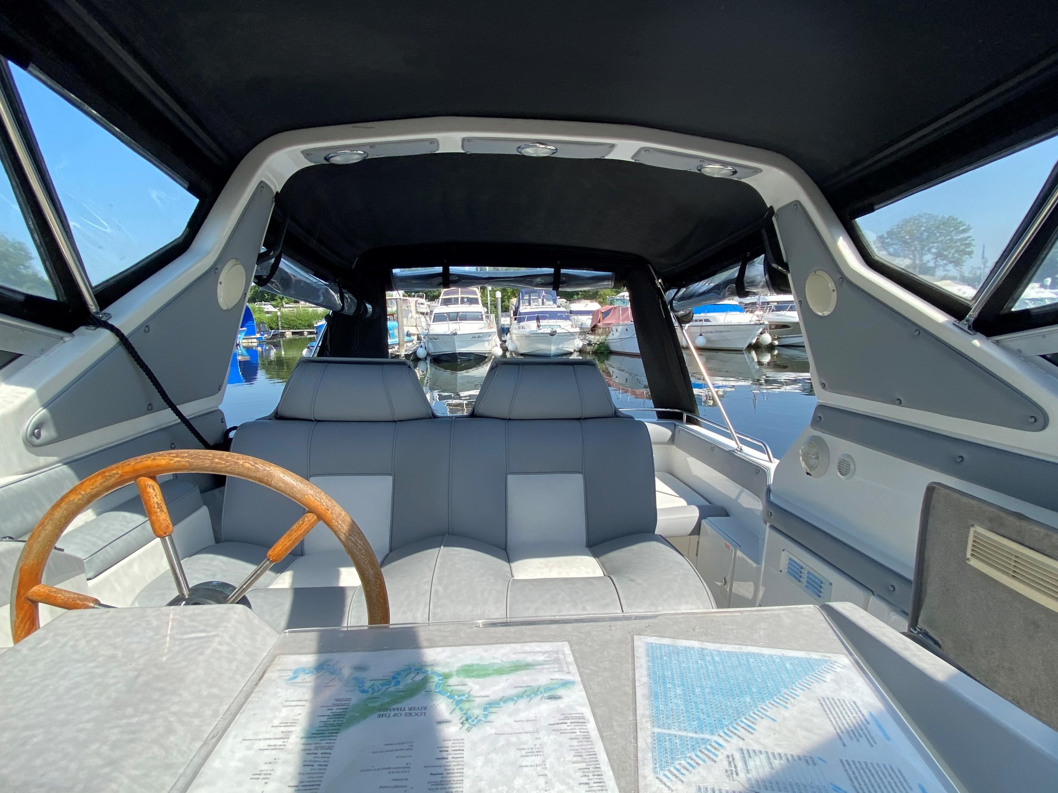 1991 Sealine 255 Senator
