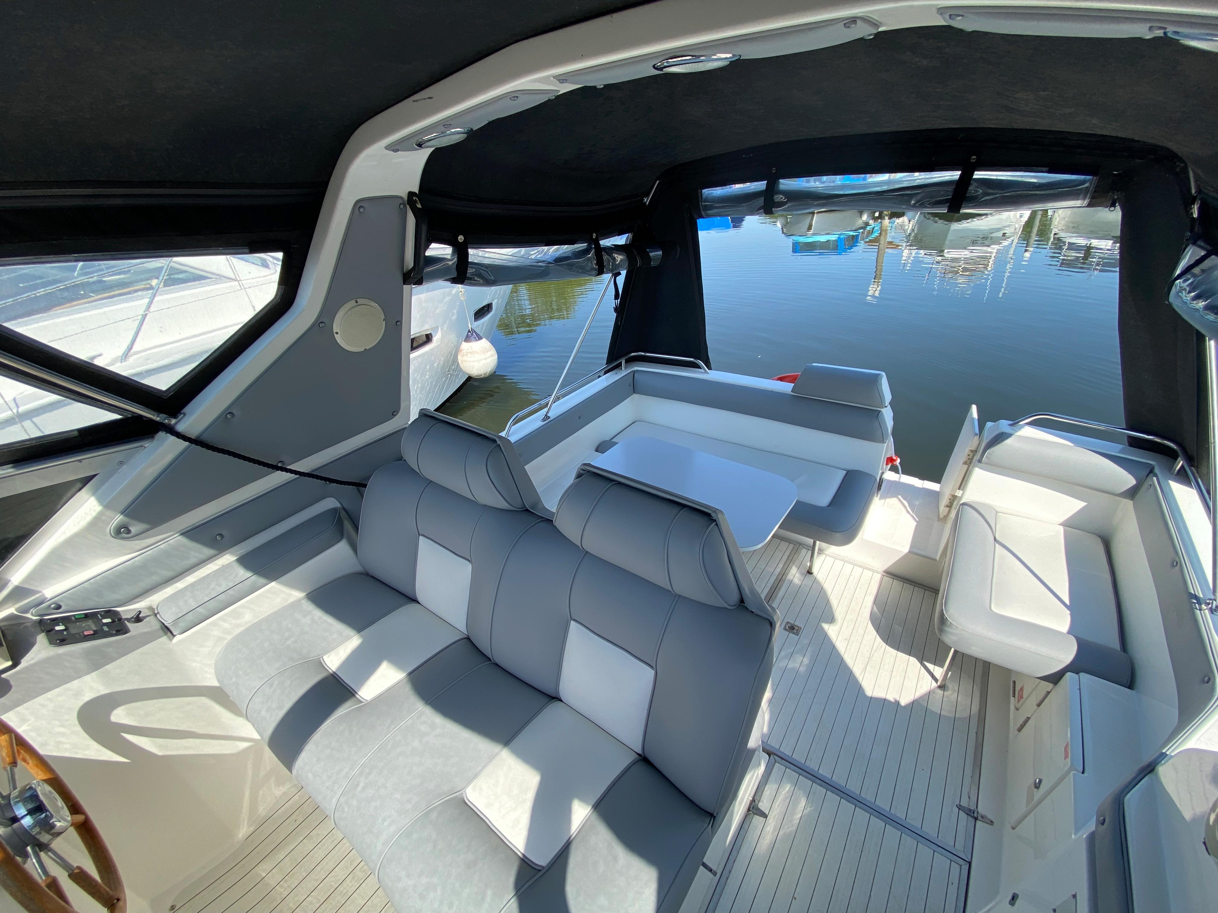 1991 Sealine 255 Senator