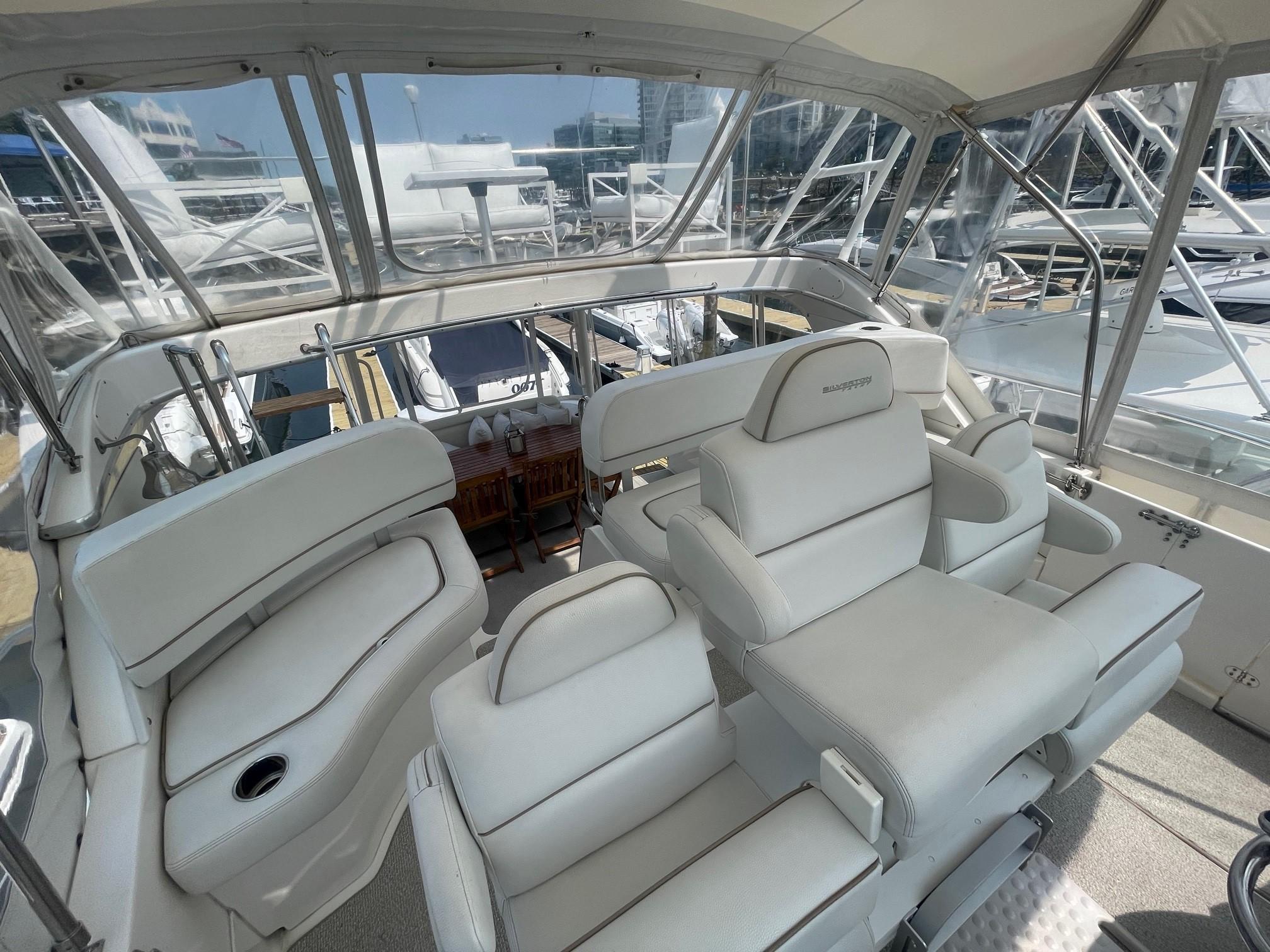45 Silverton 39 Motor Yacht -