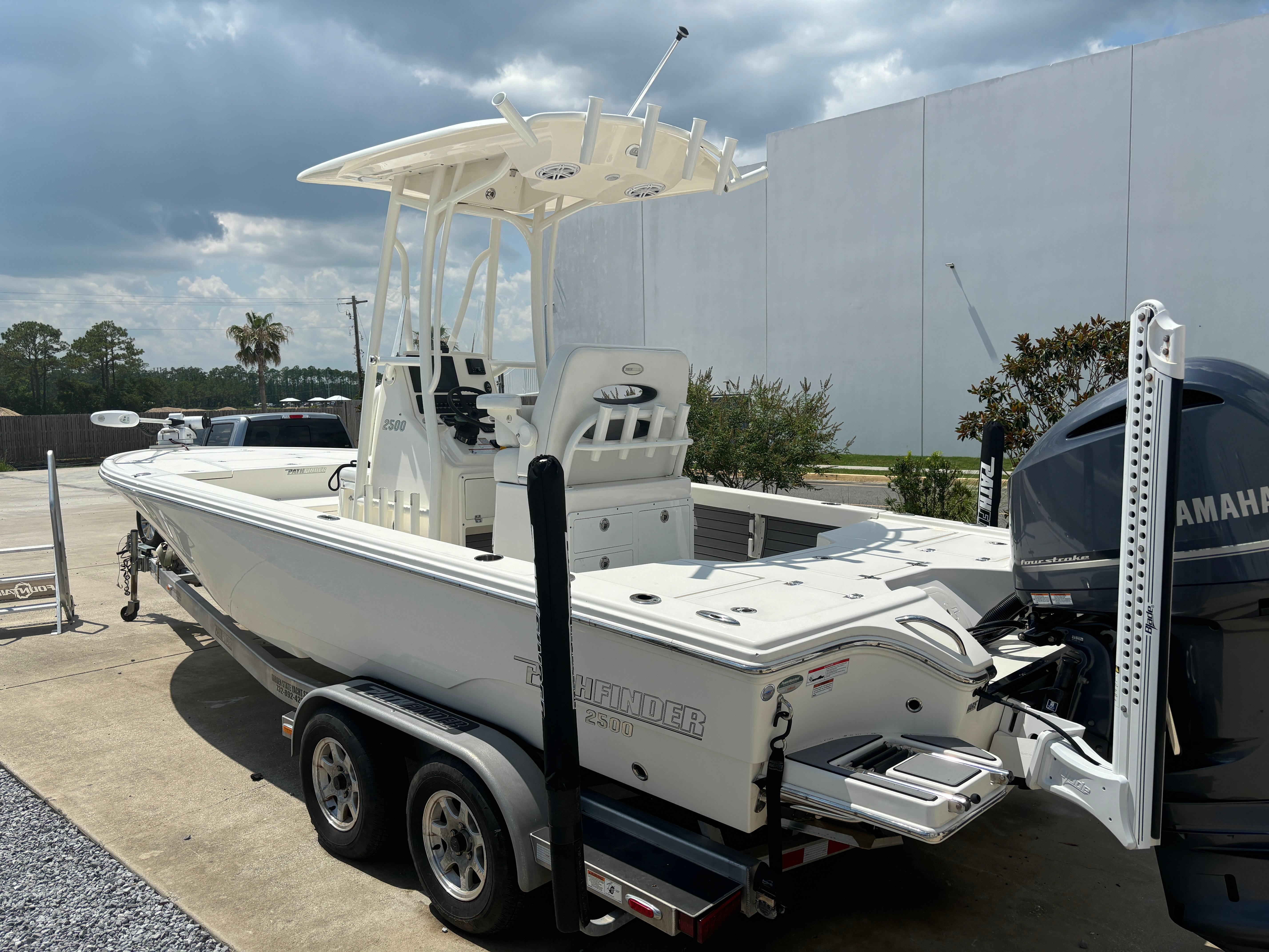 2021-pathfinder-2500-hybrid-power-9450175-20240705084218782-1_XLARGE