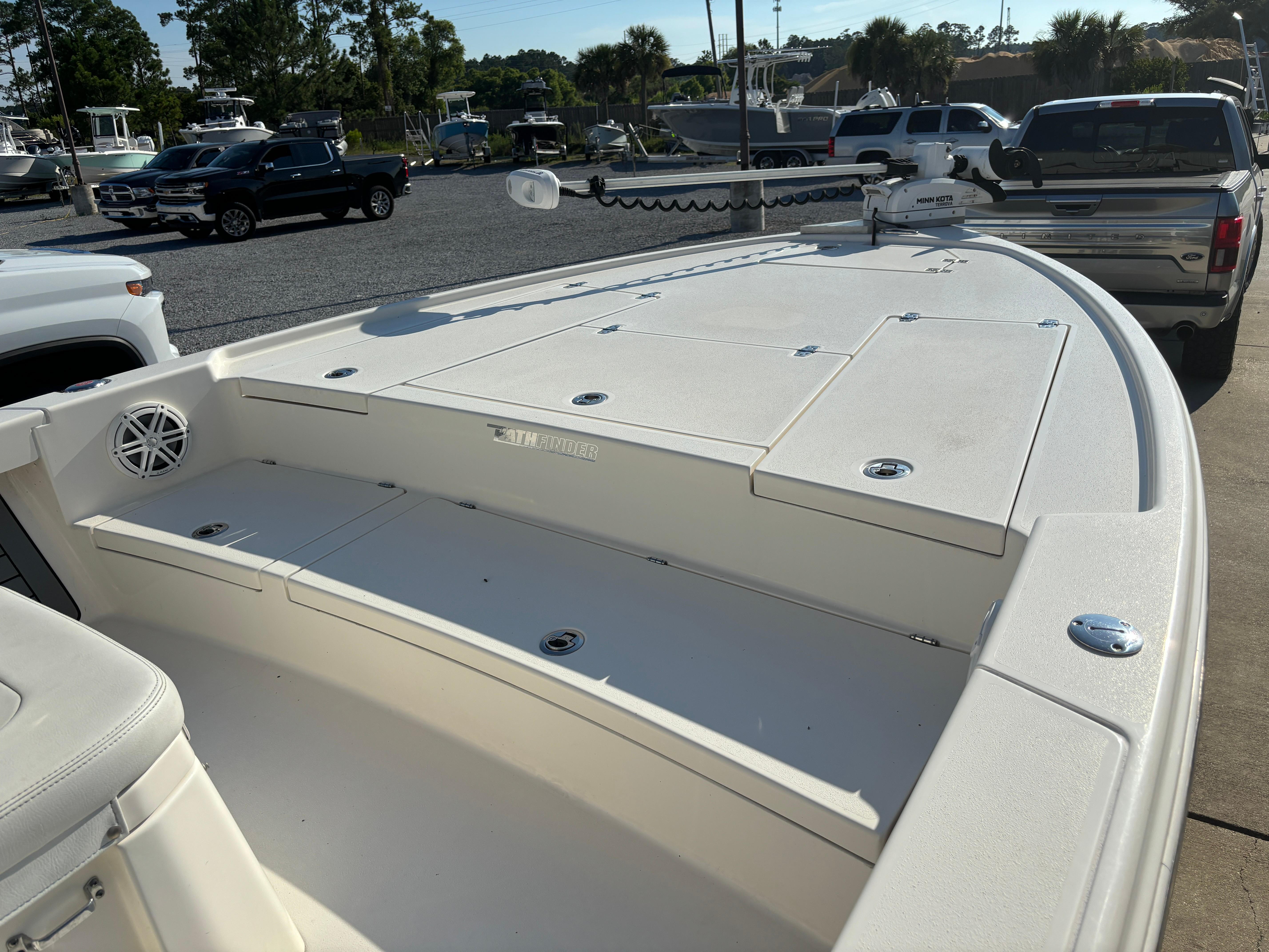 2021-pathfinder-2500-hybrid-power-9450175-20240705084243003-1_XLARGE