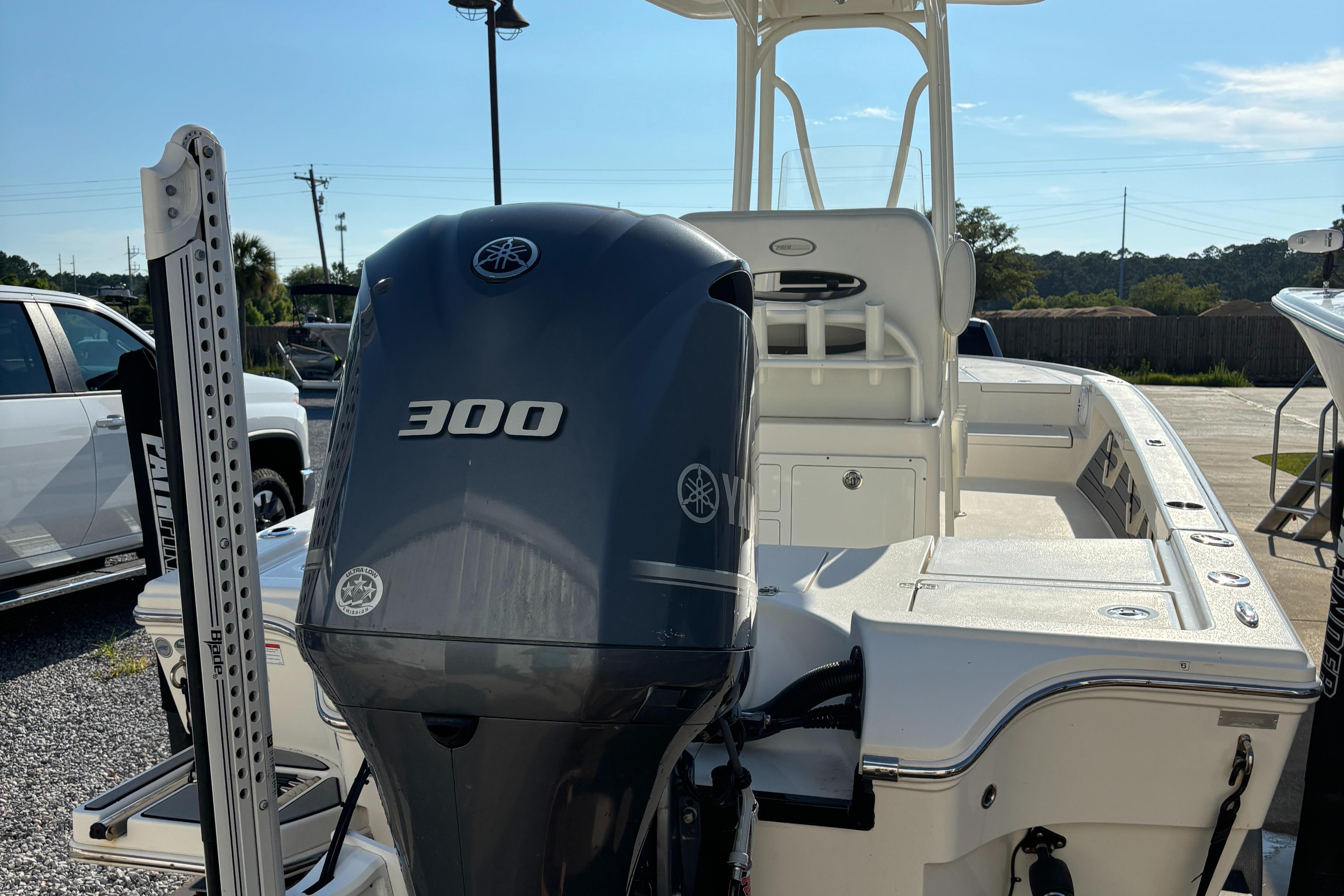 2021-pathfinder-2500-hybrid-power-9450175-20240705084259361-1_XLARGE