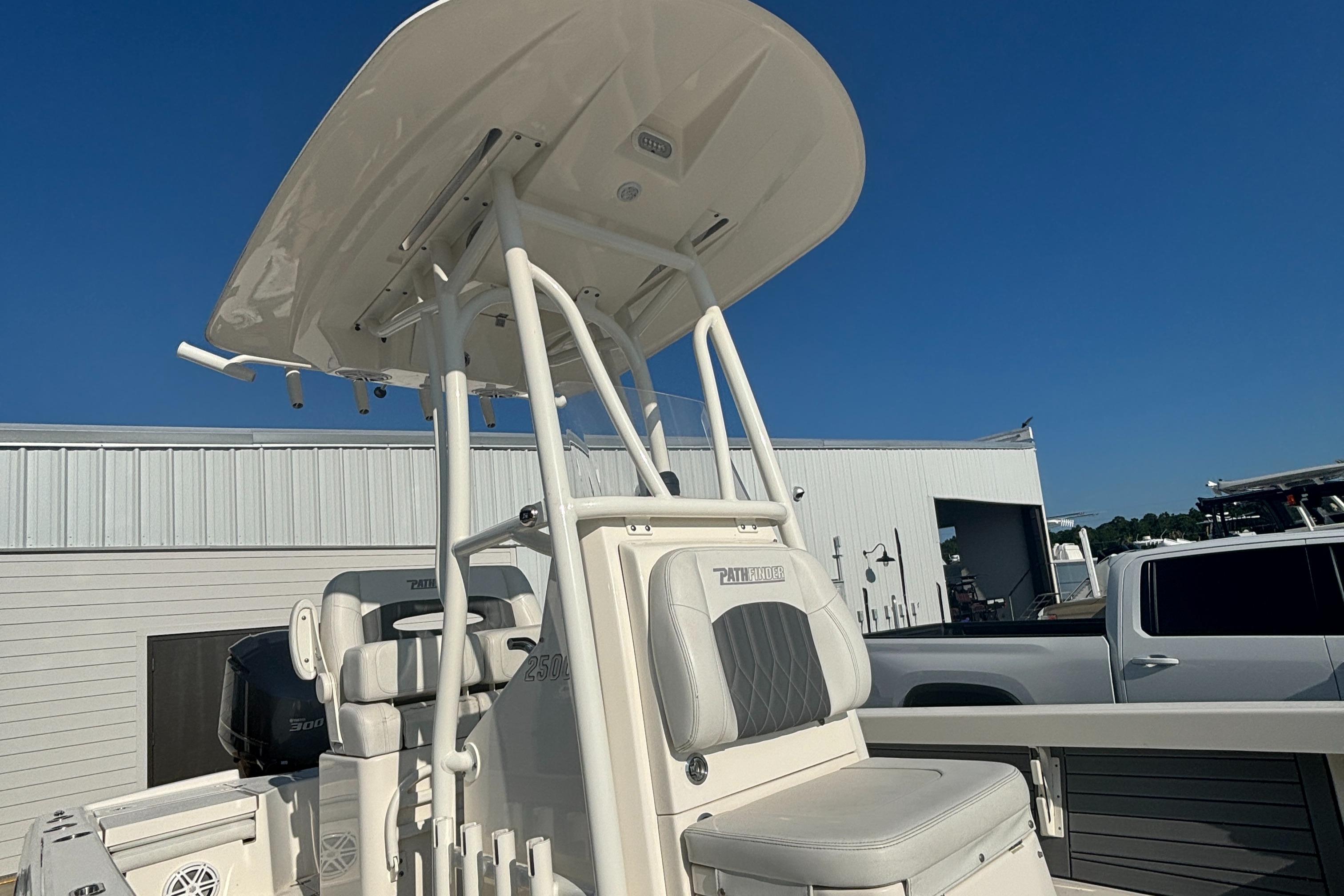 2021-pathfinder-2500-hybrid-power-9450175-20240705084301787-1_XLARGE