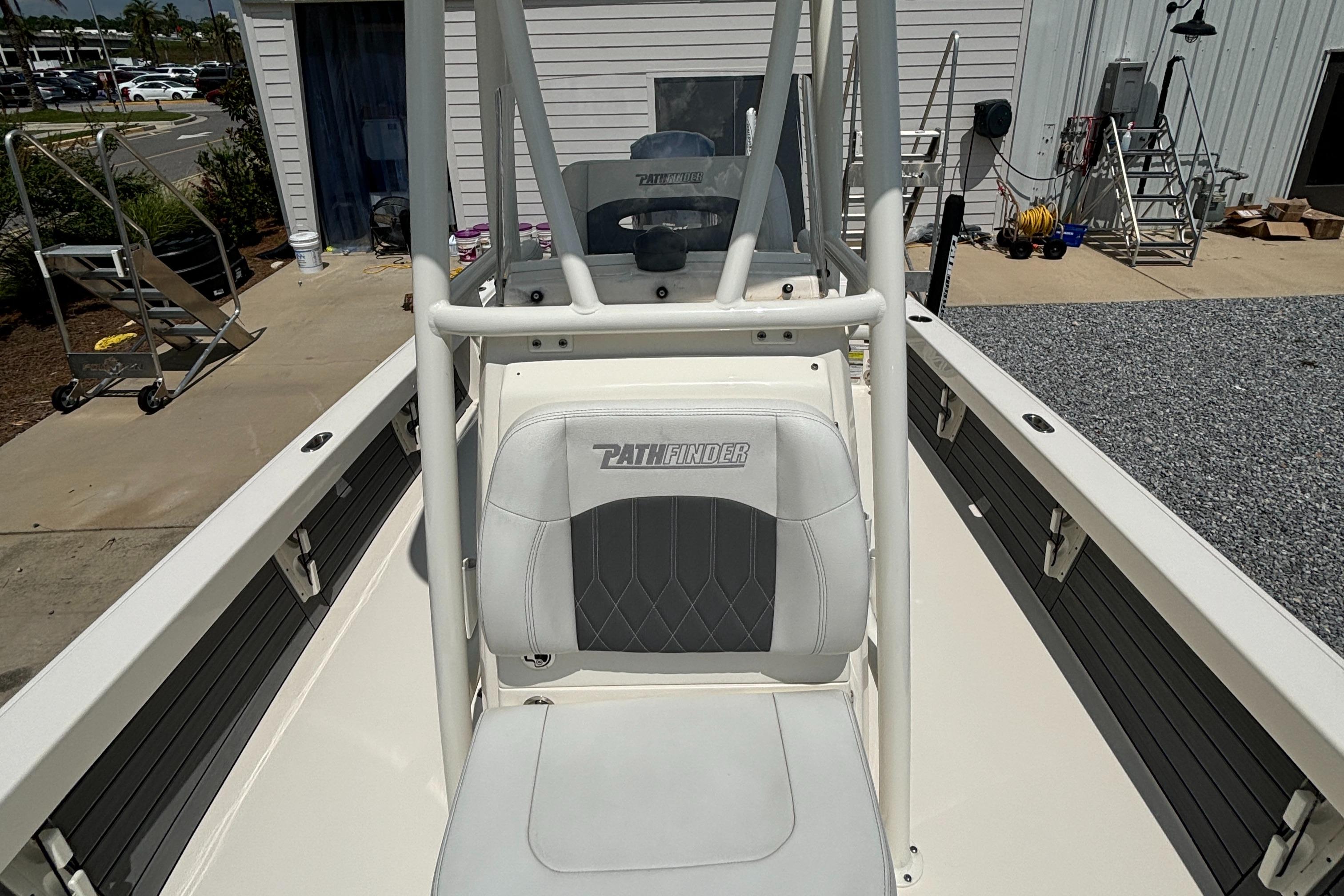 2021-pathfinder-2500-hybrid-power-9450175-20240705084304029-1_XLARGE