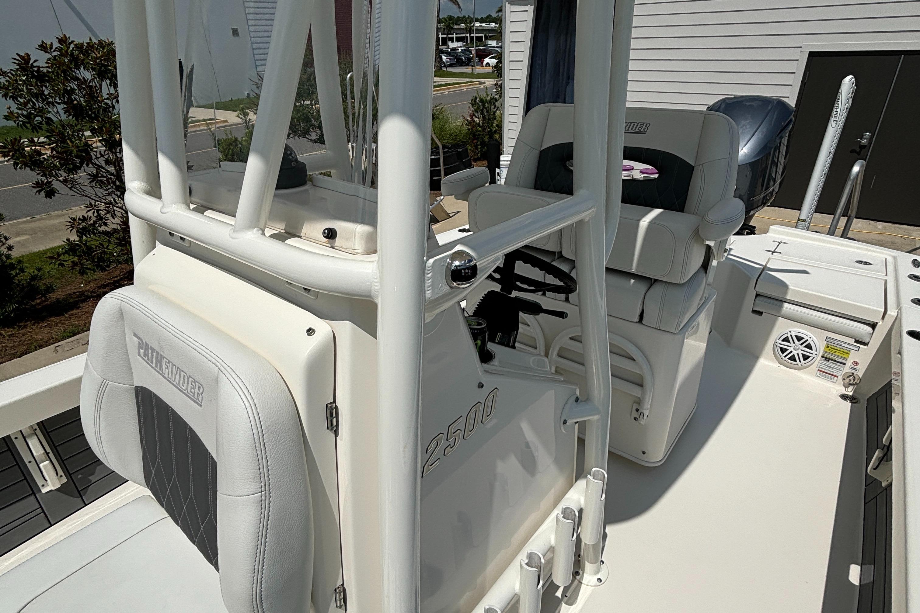 2021-pathfinder-2500-hybrid-power-9450175-20240705084305996-1_XLARGE