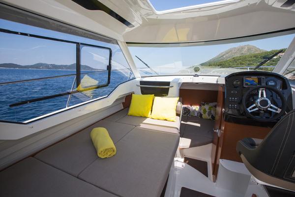 2019 Jeanneau Merry Fisher 795