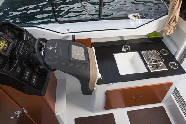 2019 Jeanneau Merry Fisher 795