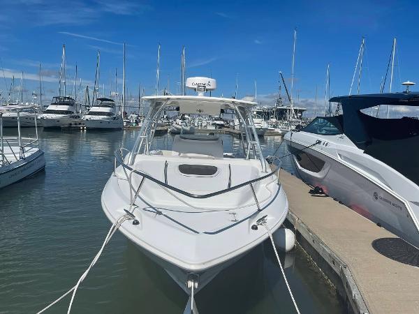 32' Boston Whaler, Listing Number 100915091, Image No. 2