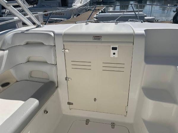 32' Boston Whaler, Listing Number 100915091, - Photo No. 6