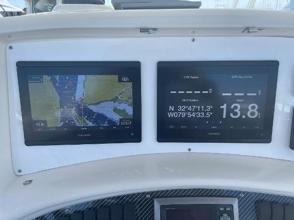 32' Boston Whaler, Listing Number 100915091, Image No. 14