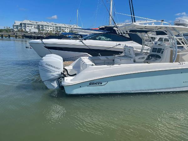32' Boston Whaler, Listing Number 100915091, - Photo No. 33