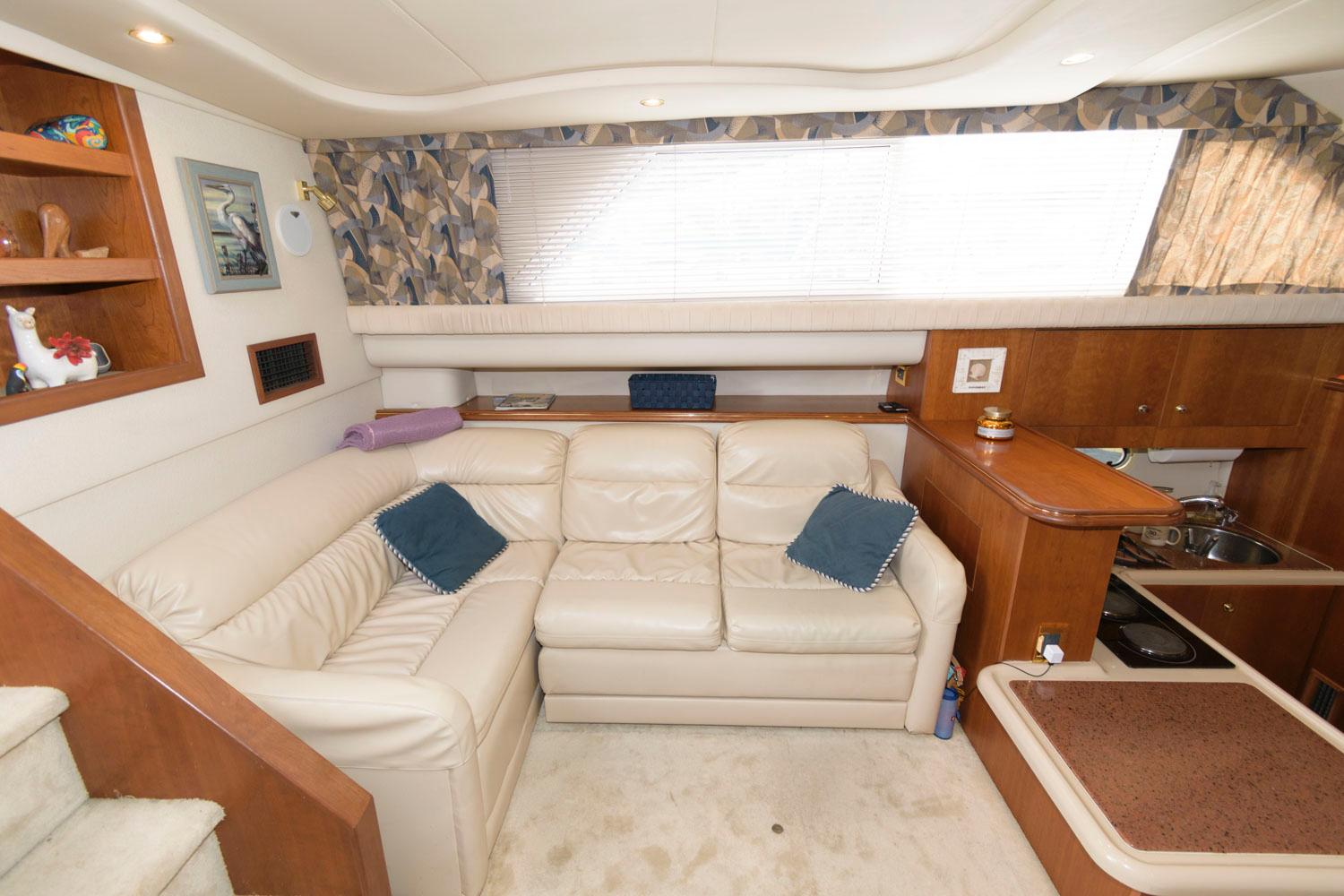 M 9926 JP Knot 10 Yacht Sales