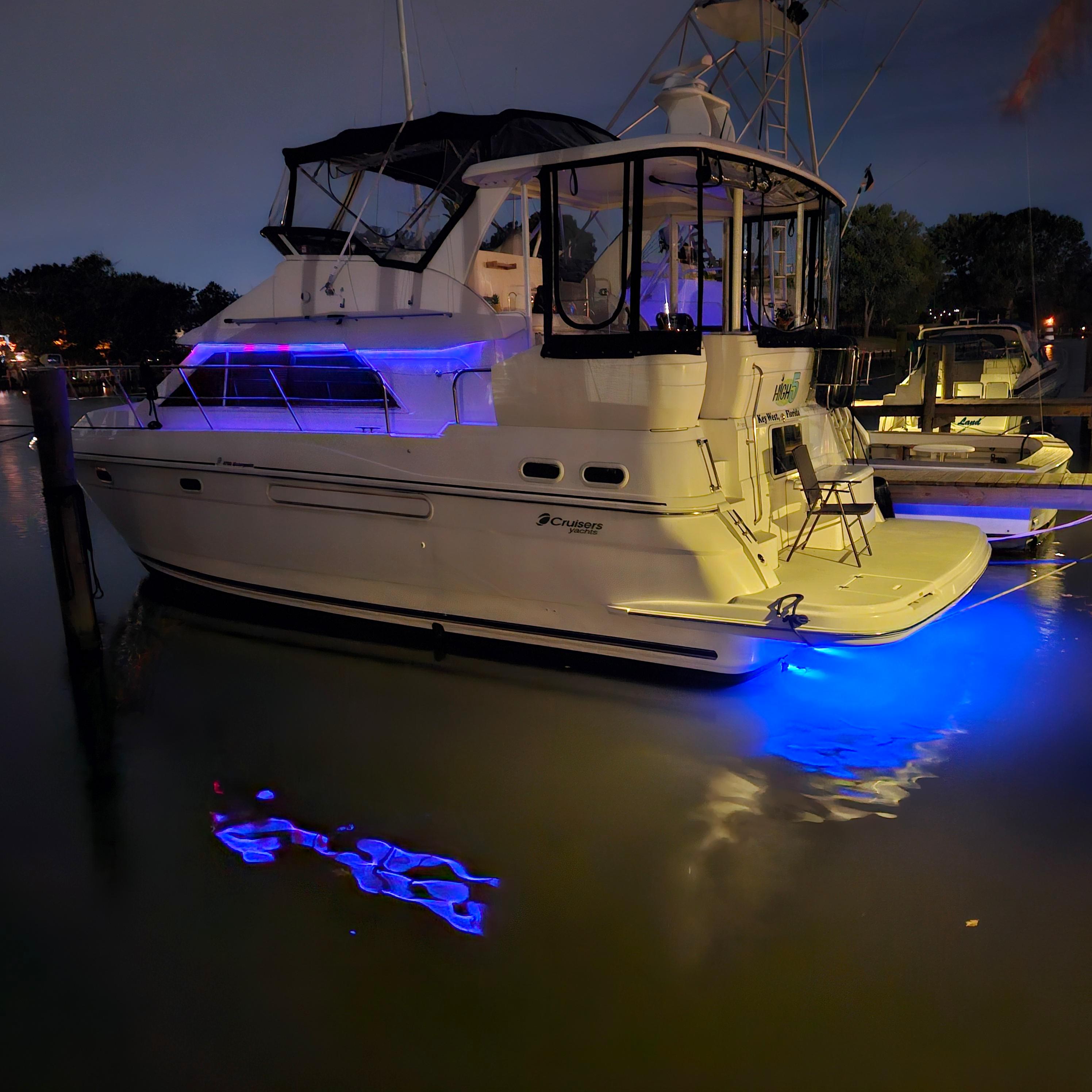 M 9926 JP Knot 10 Yacht Sales