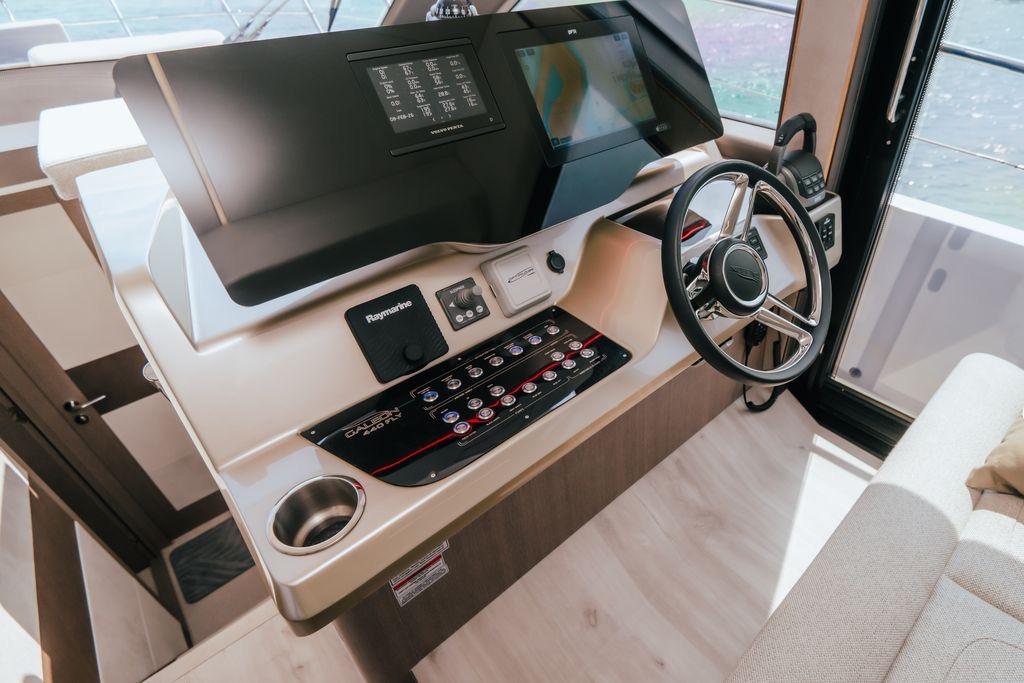 2024 Galeon 440 Fly Power 10060177 20260219024307075 1