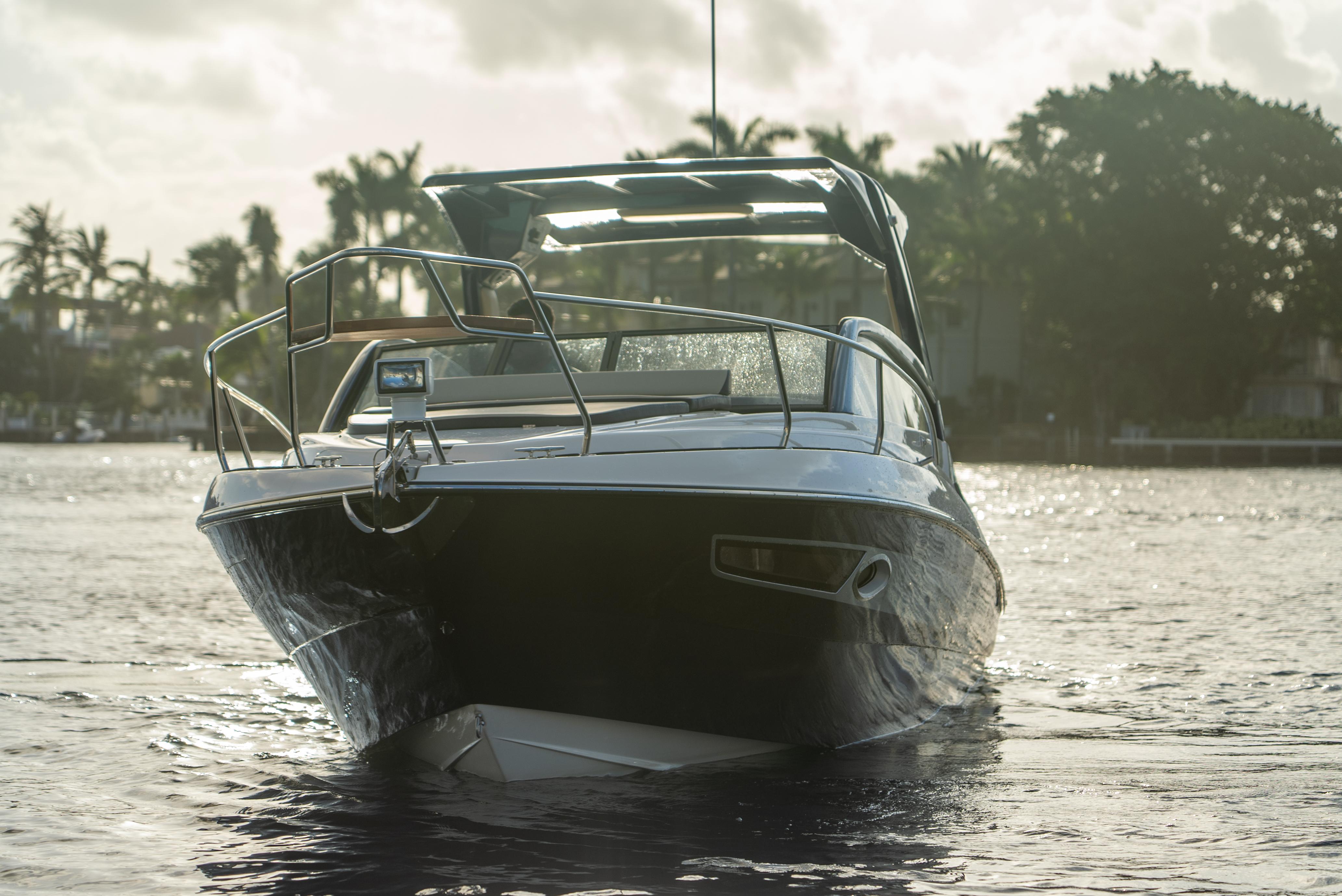 Hanover-305 Outboard Alpine Gray Ultimate Sport Edition 2025-Ready for Immediate Delivery FL-US-9663598 | Thumbnail
