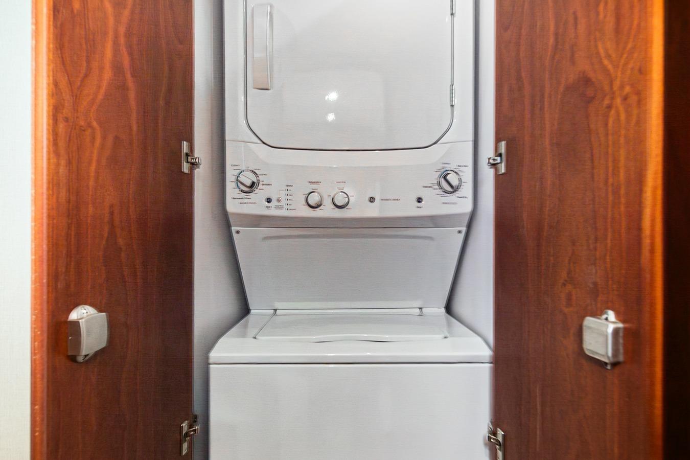 2003 West Bay 95 