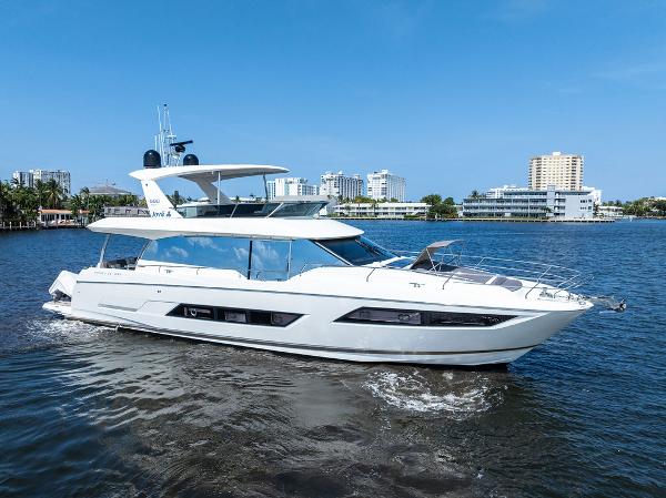 Photo of 2018 Prestige 68'