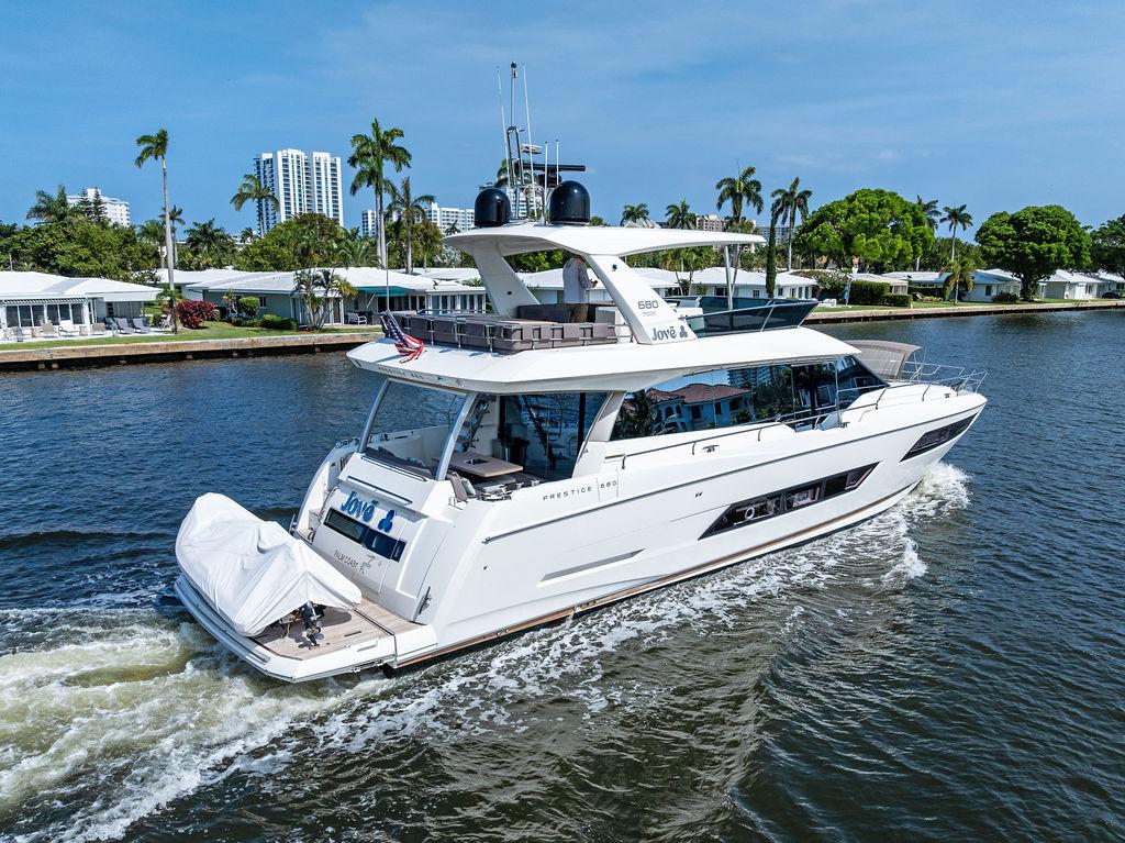 2018-prestige-680-power-9800180-20250522134331673-1_XLARGE
