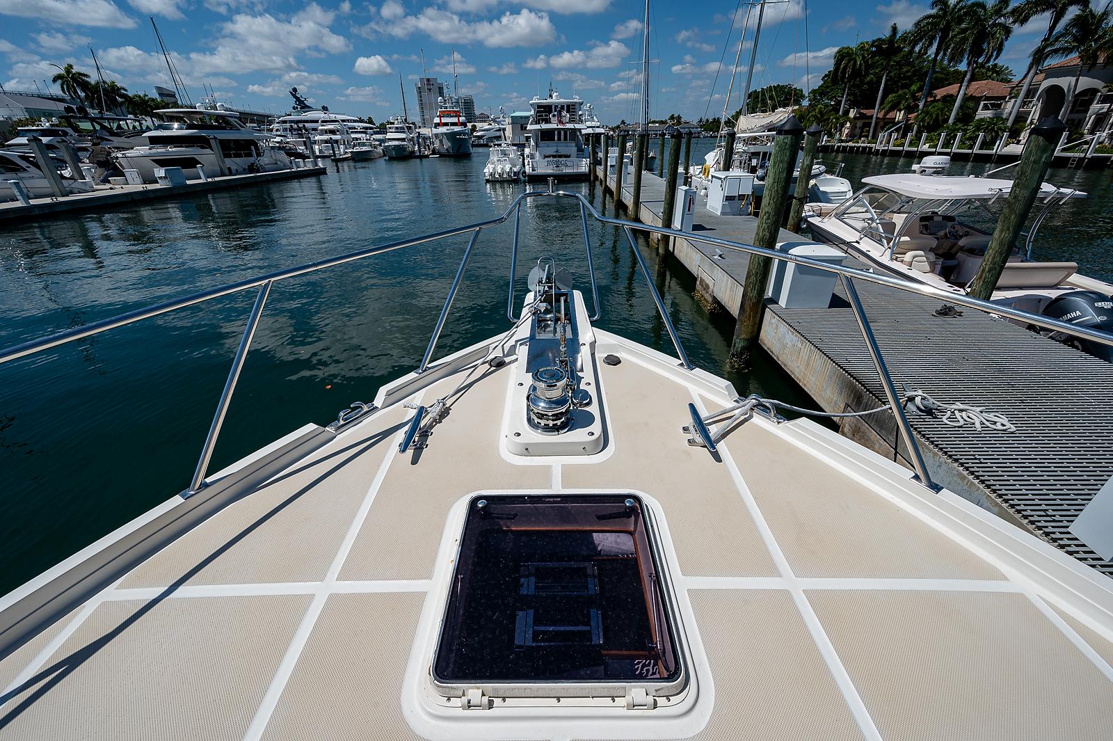 2000 Offshore Yachts 62 Pilot House Yachts360