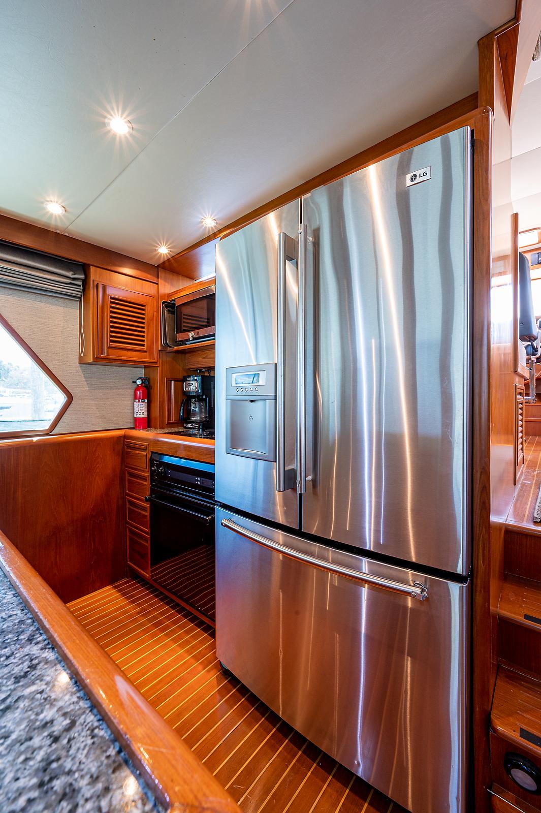 2000 Offshore Yachts 62 Pilot House Yachts360