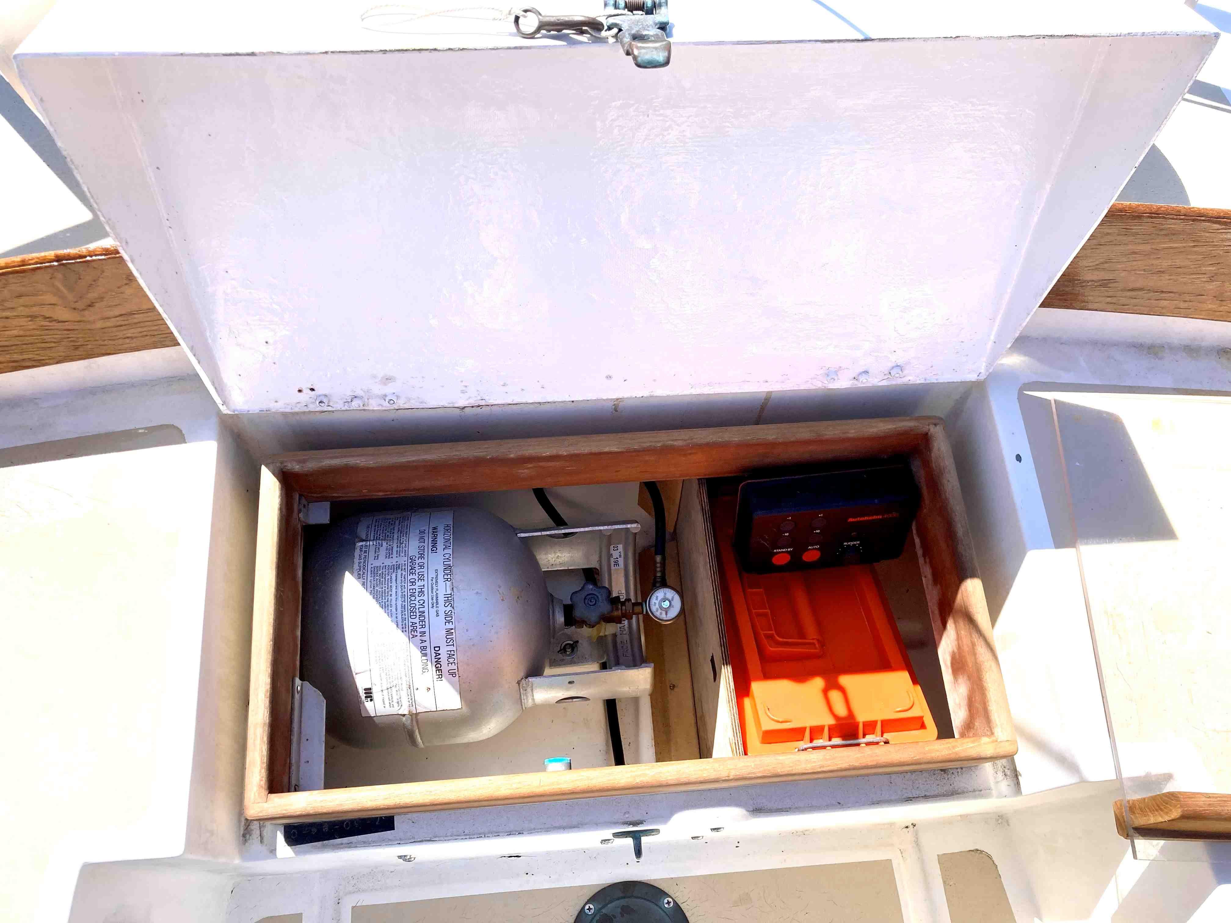Image [19] of 1985 Cape Dory 31