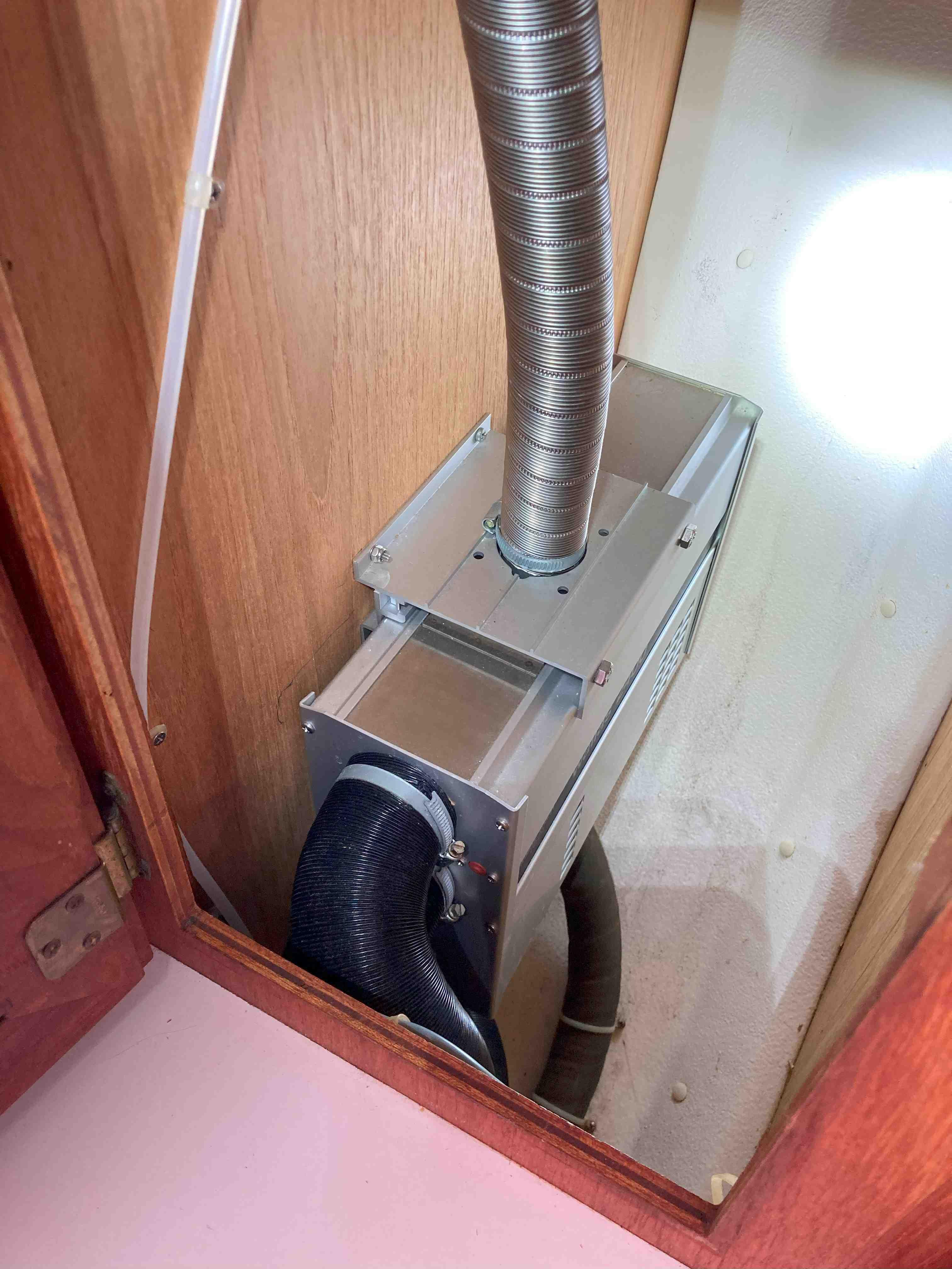Image [34] of 1985 Cape Dory 31