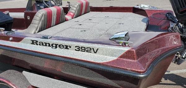 1994 Ranger Boats boat for sale, model of the boat is 392V & Image # 8 of 32