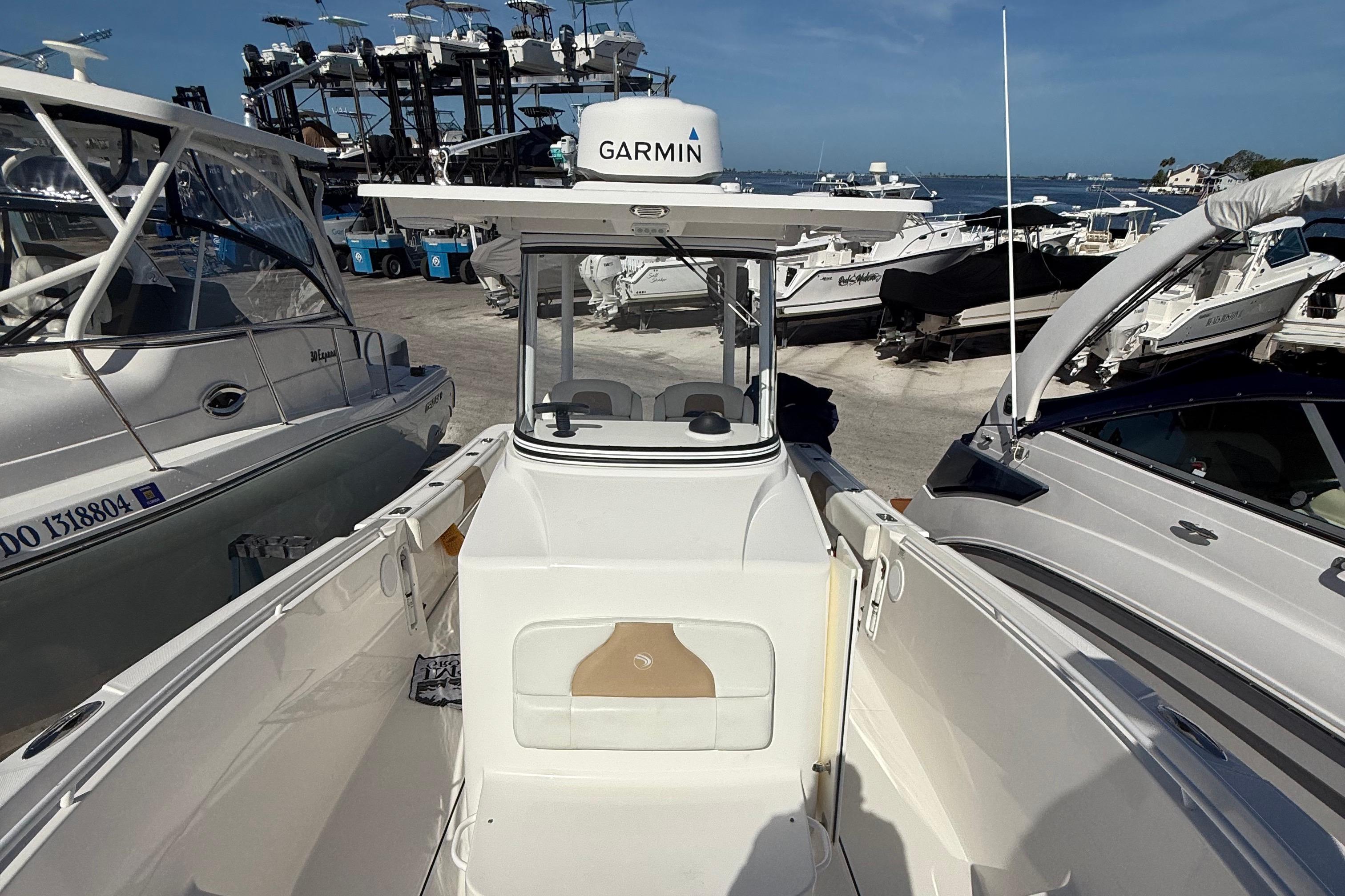 2016 Edgewater 280CC