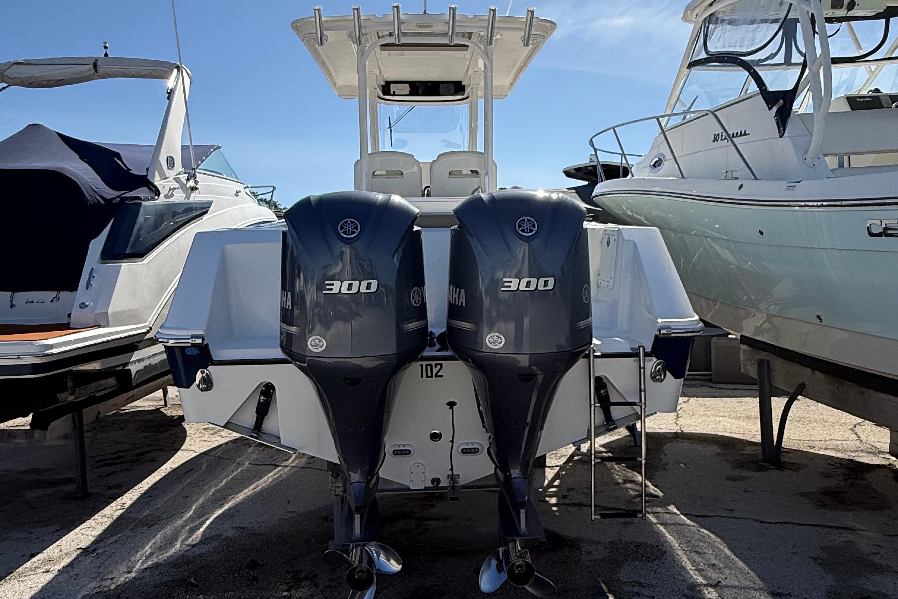 2016 Edgewater 280CC