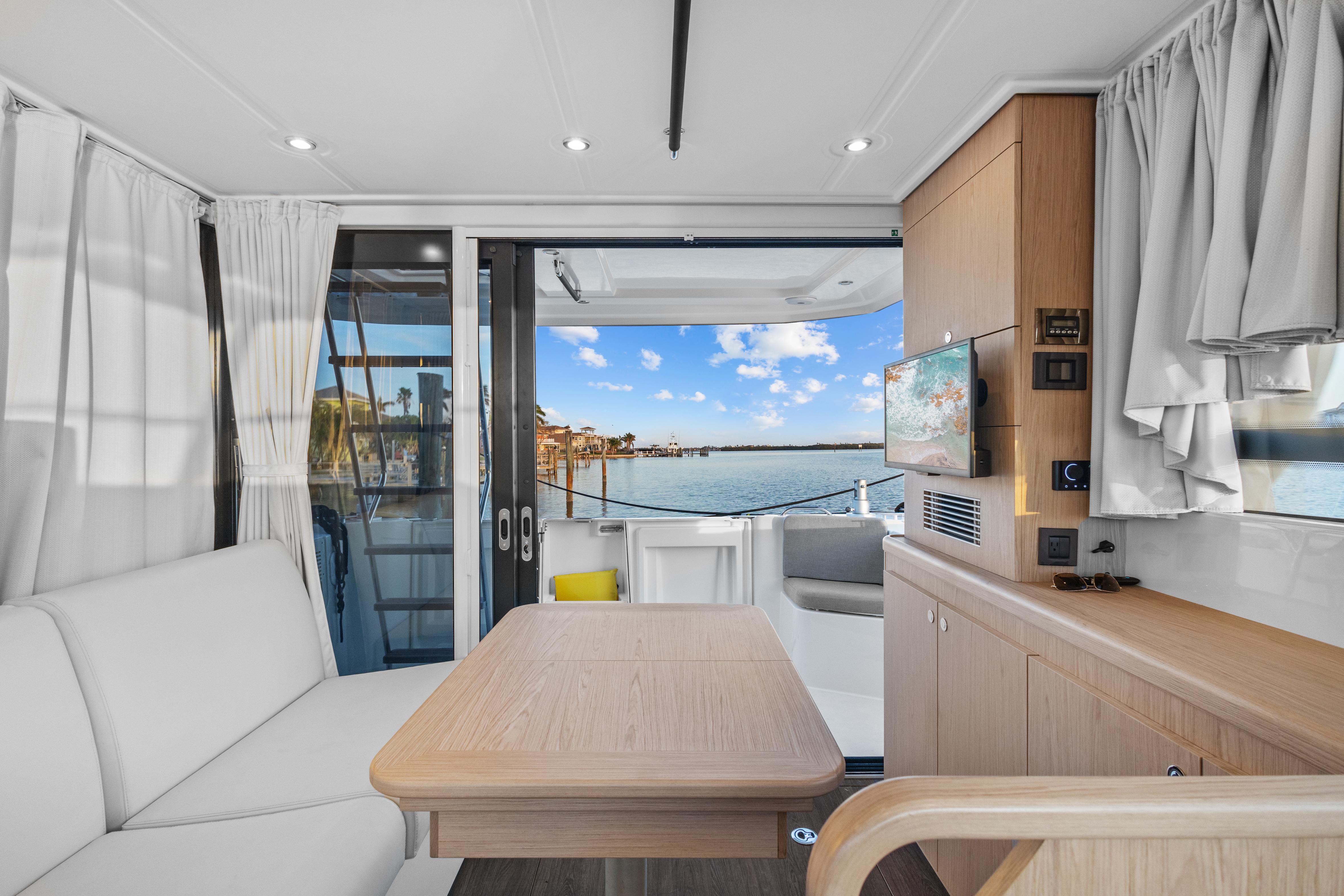Yacht Photos Pics