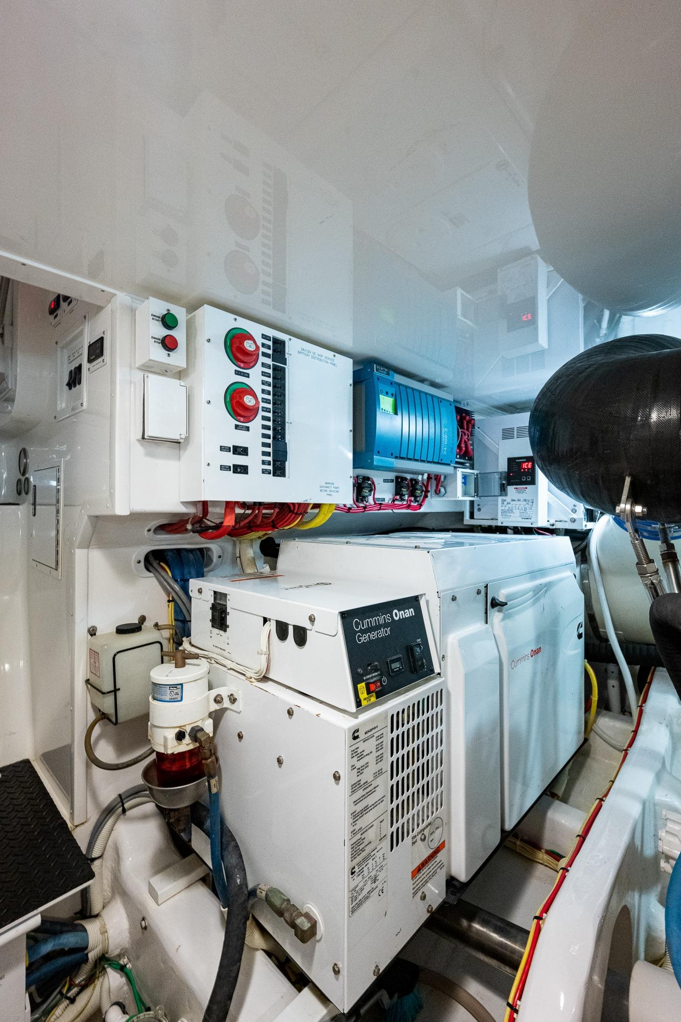 Viking 52 THE BOARDROOM - Engine Room
