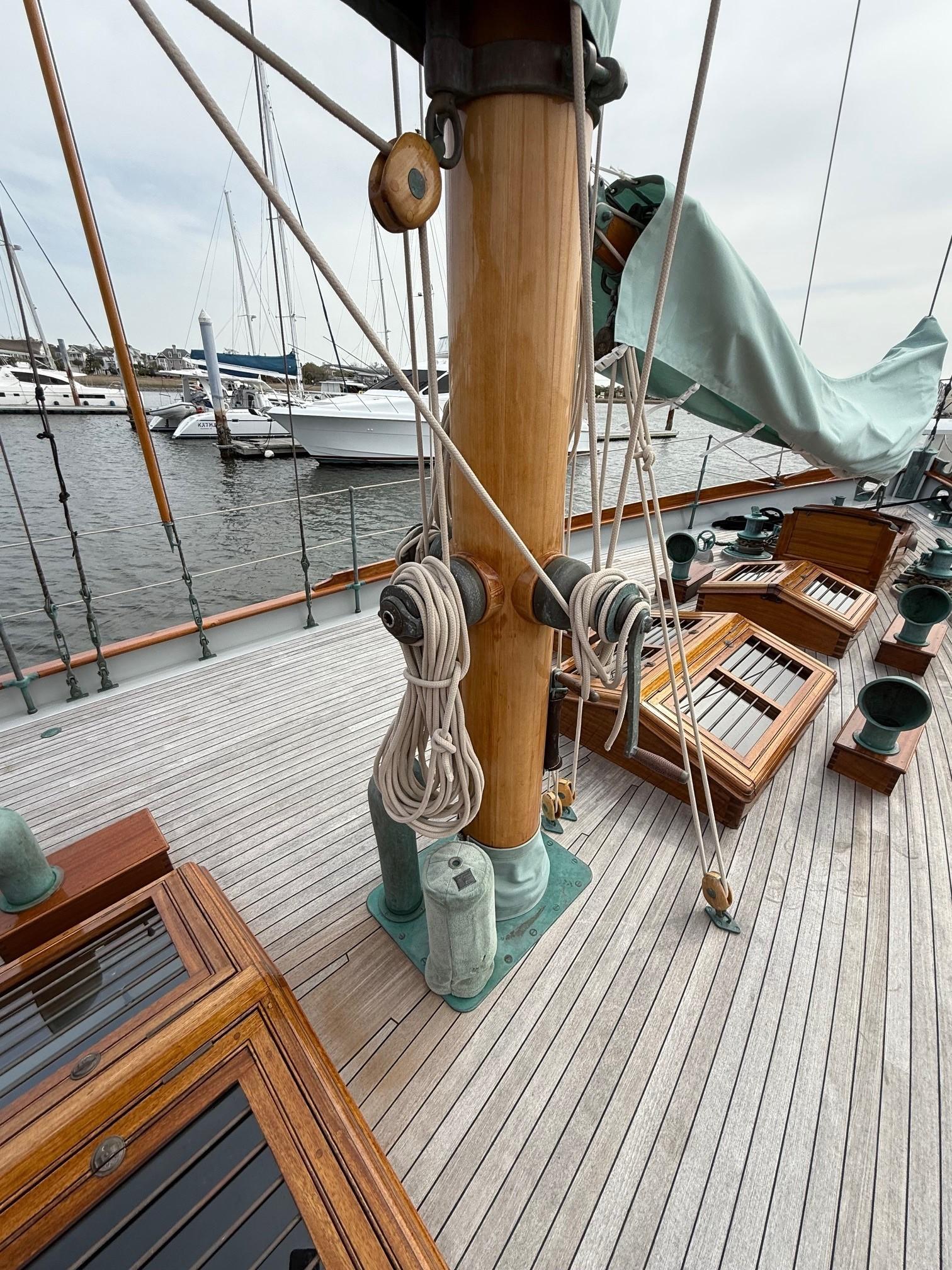 Alden-Custom Design & 2008-2011 by Rockport Marine 1938-Trade Wind ME-US-9690195 | Thumbnail
