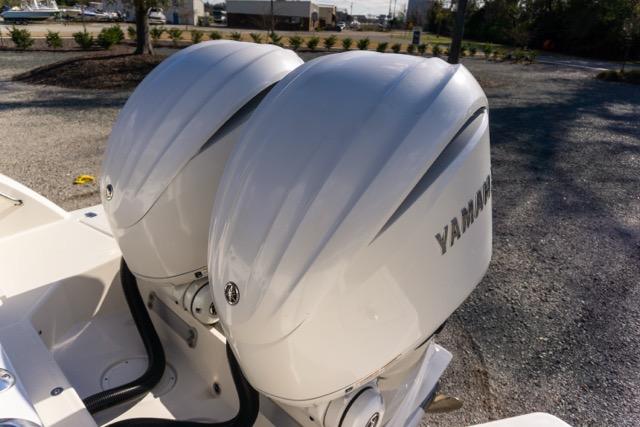 2024 Sailfish 312 CC