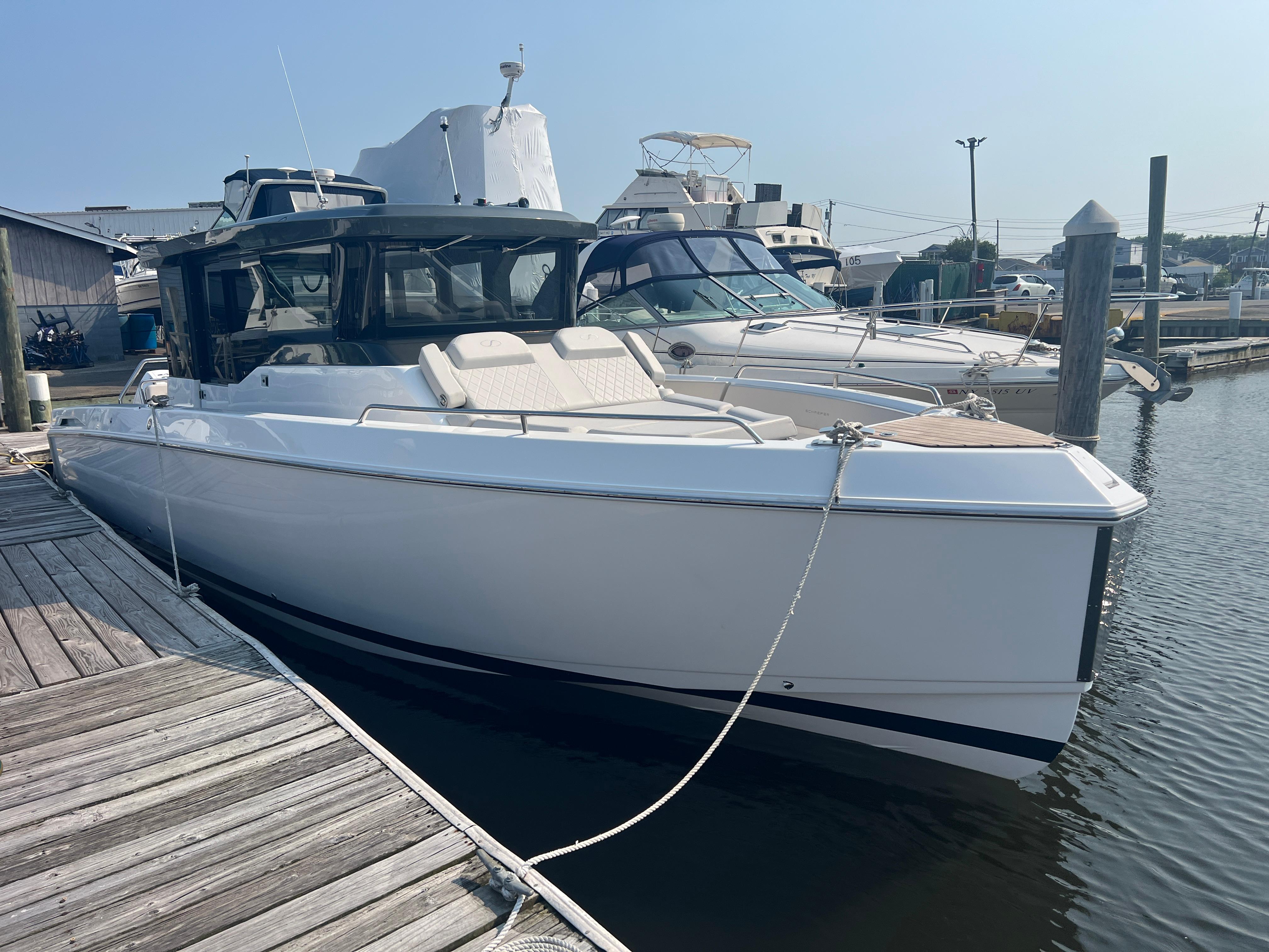 2025 Schaefer V33