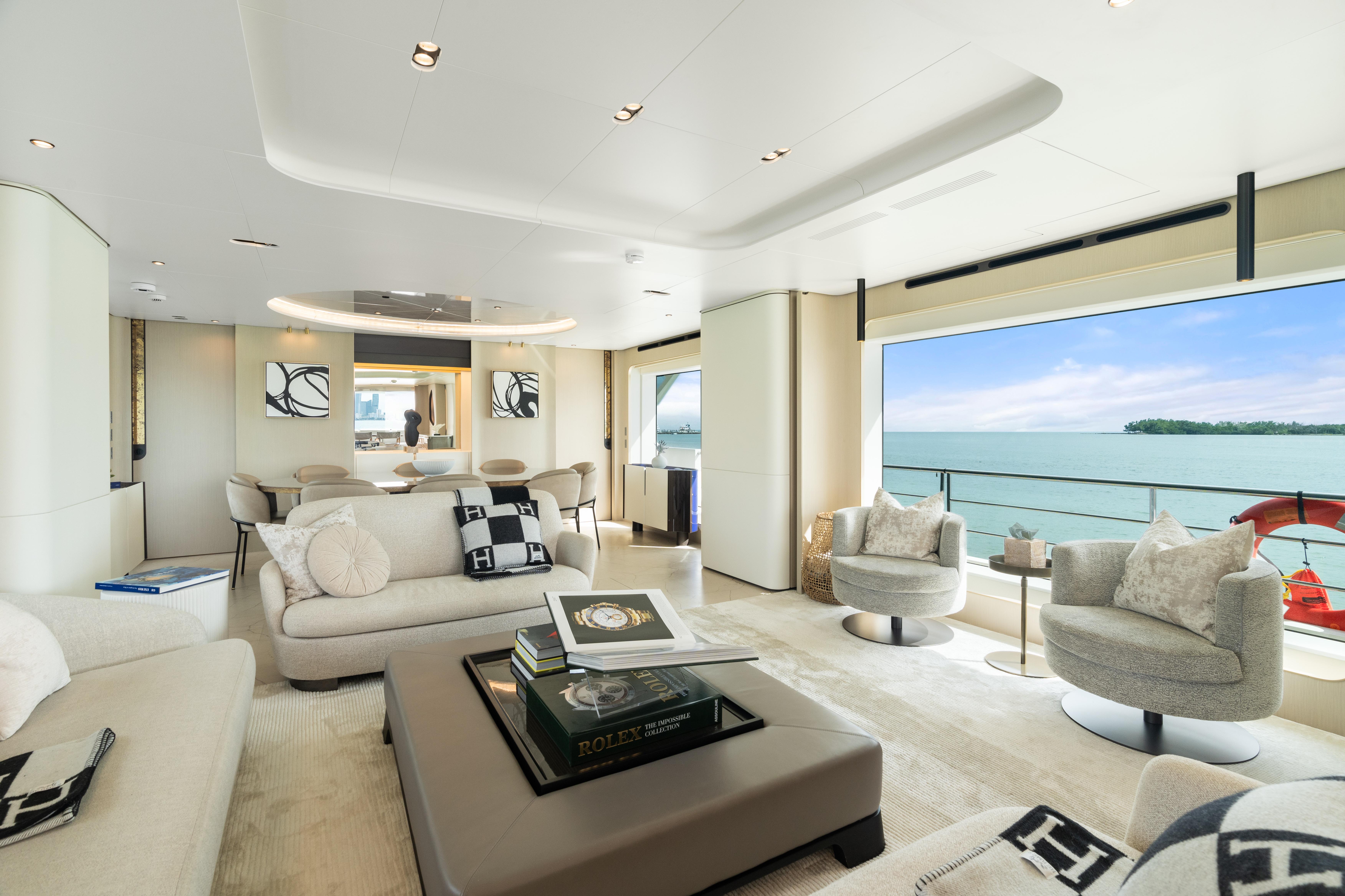 Yacht Photos Pics