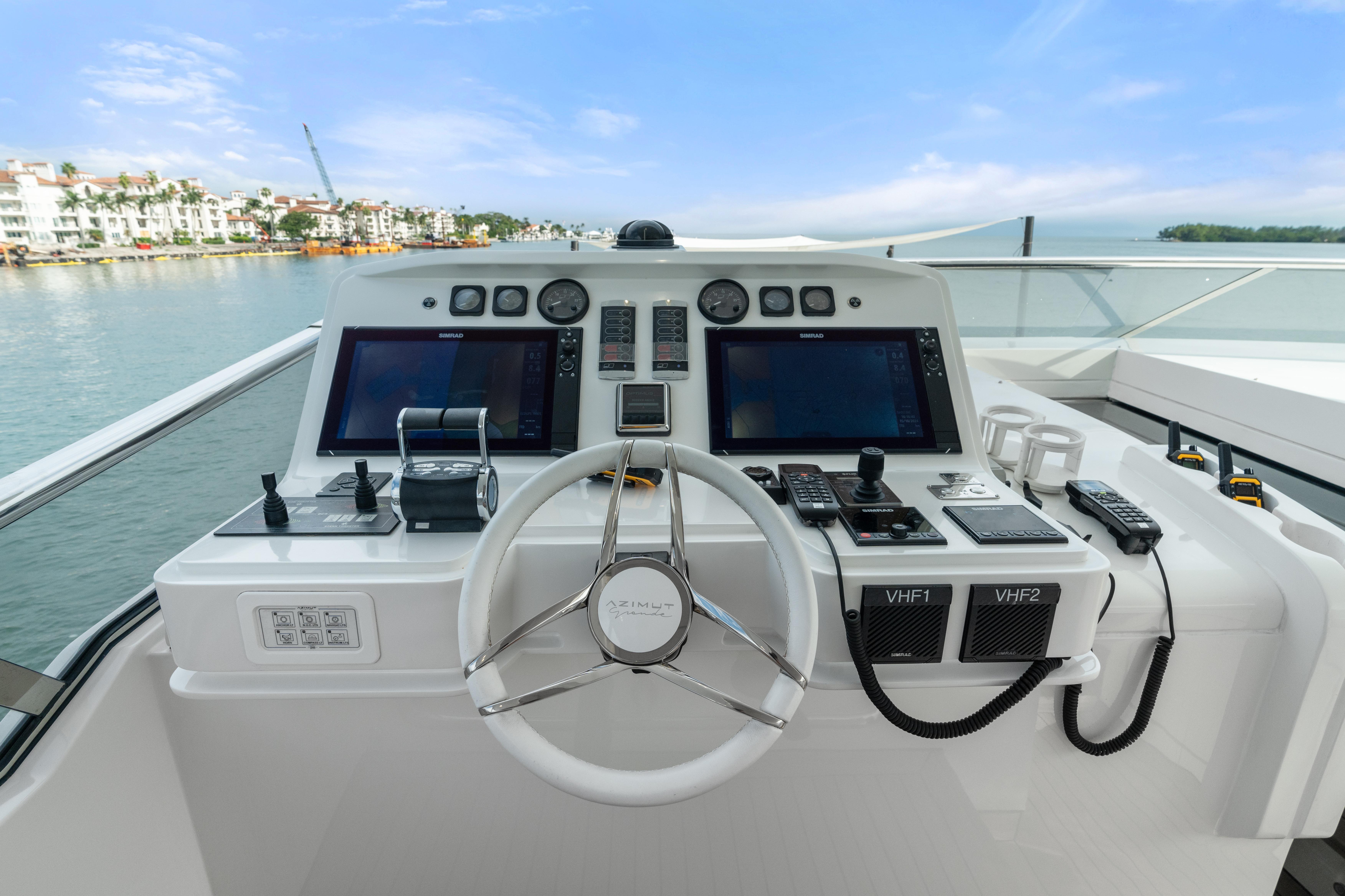 Yacht Photos Pics