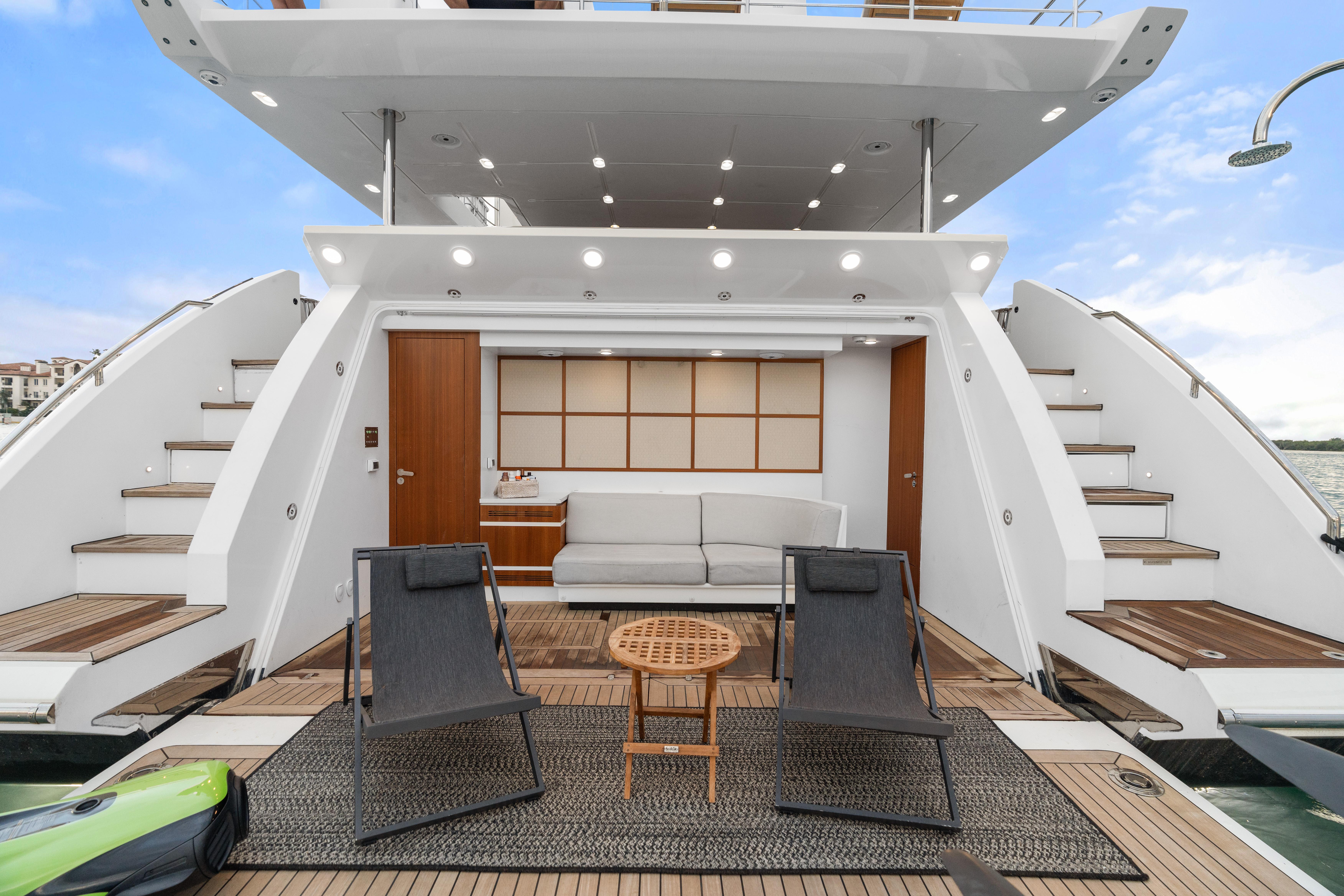 Yacht Photos Pics