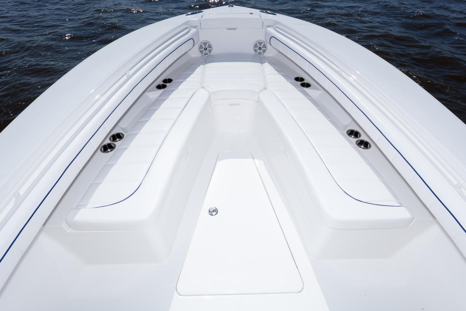 2016 Regulator 25-6