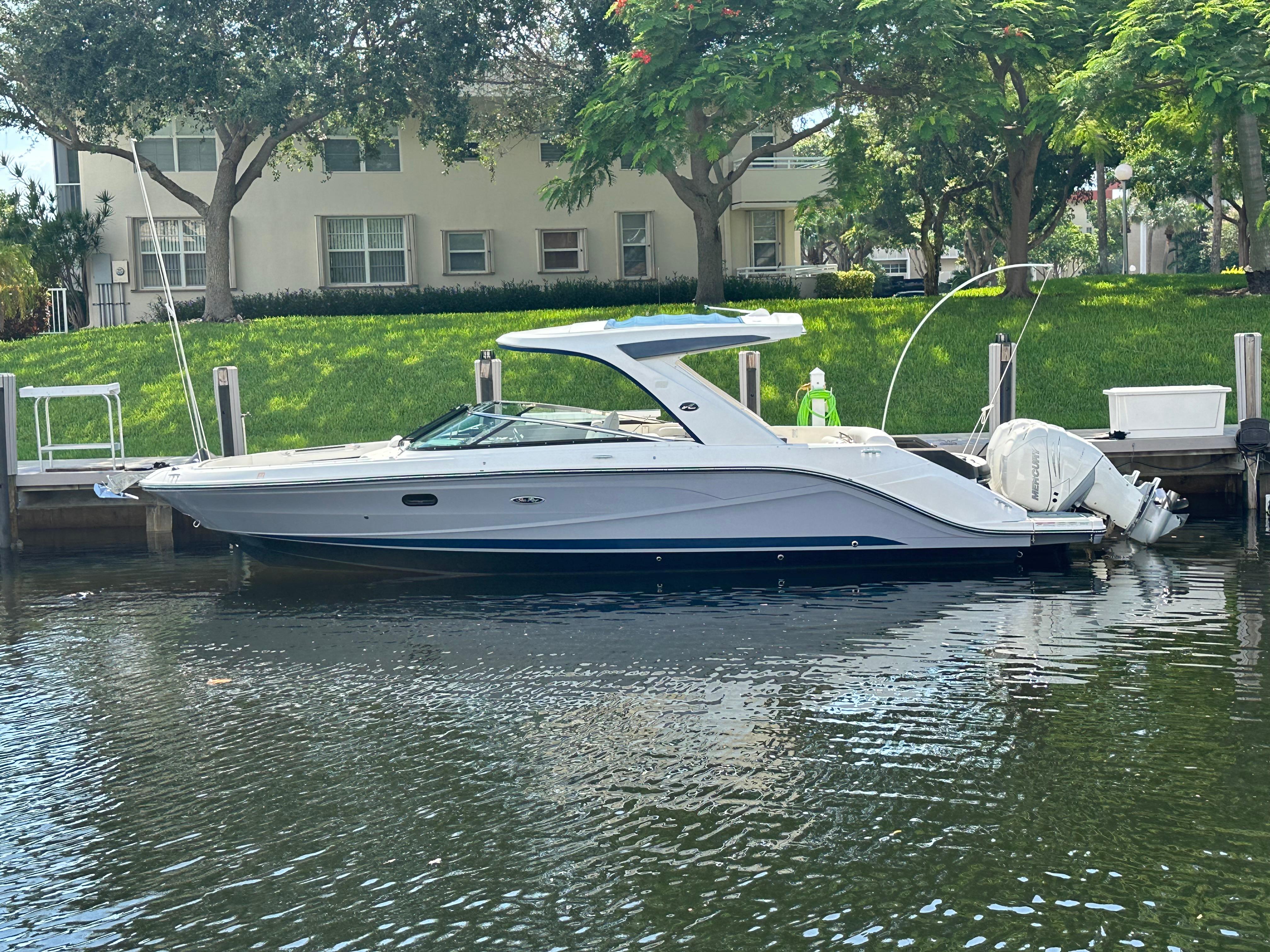 39 ft Sea Ray 2010
