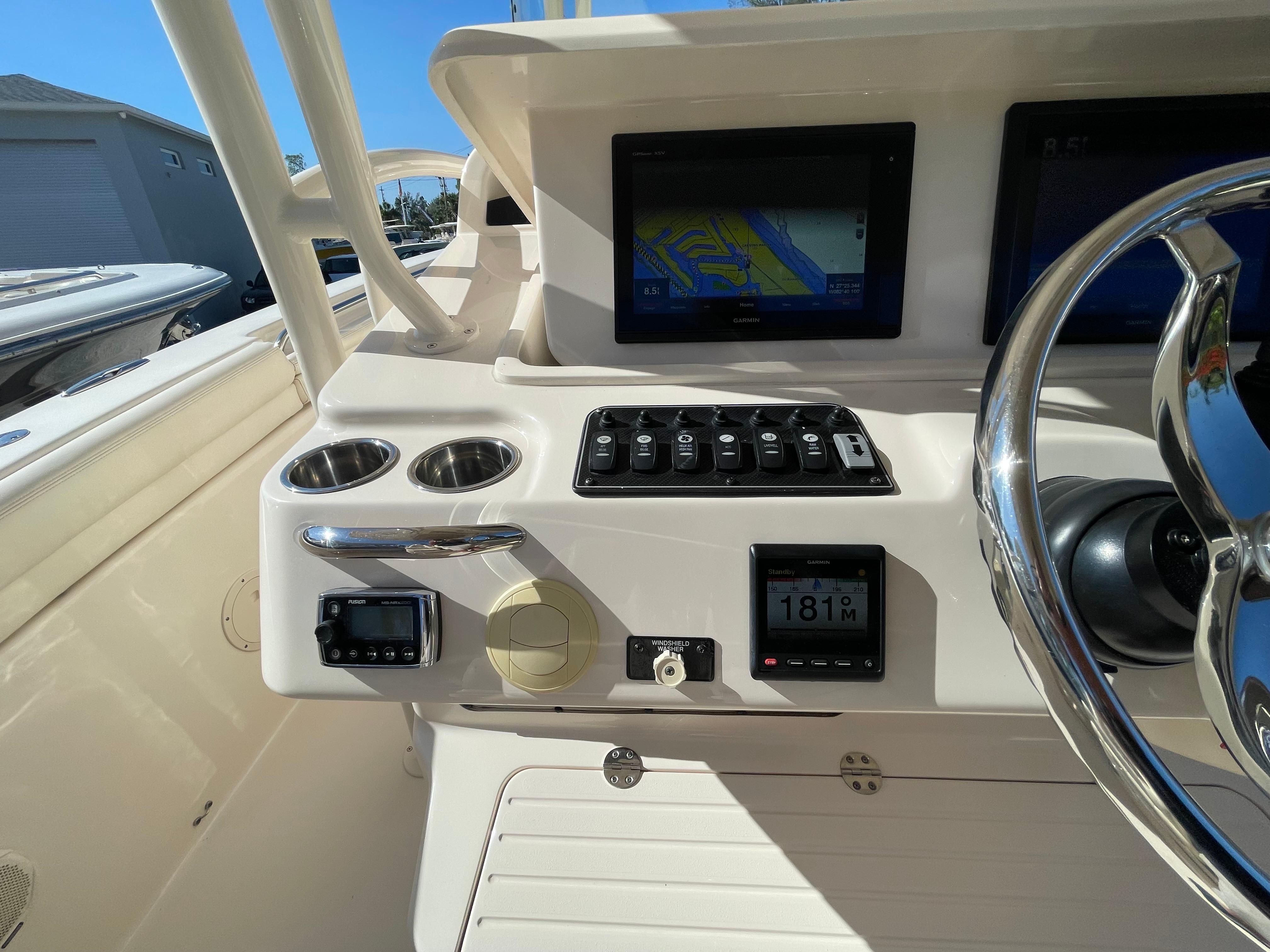 2015 Grady-White Canyon 336