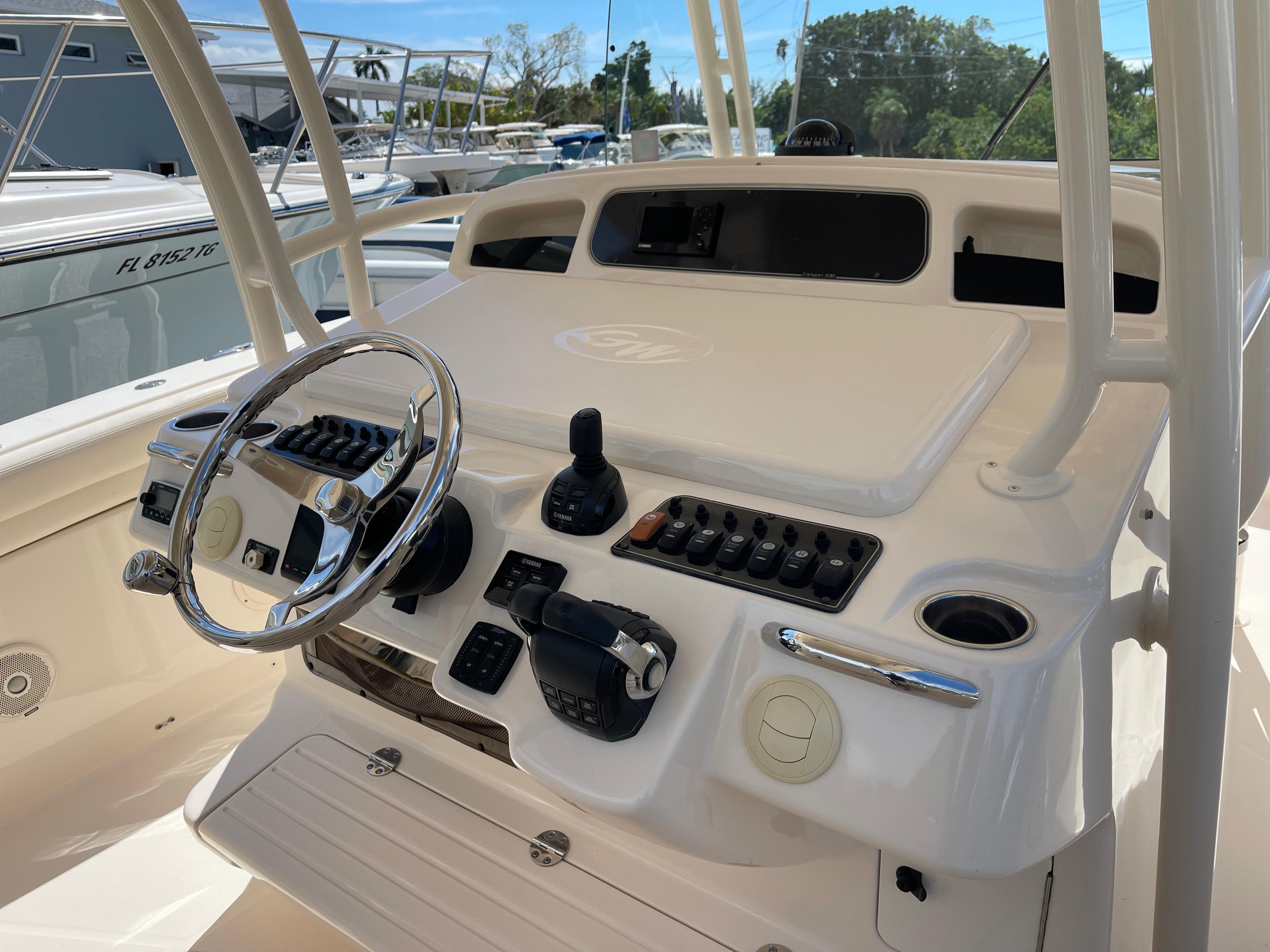 2015 Grady-White Canyon 336