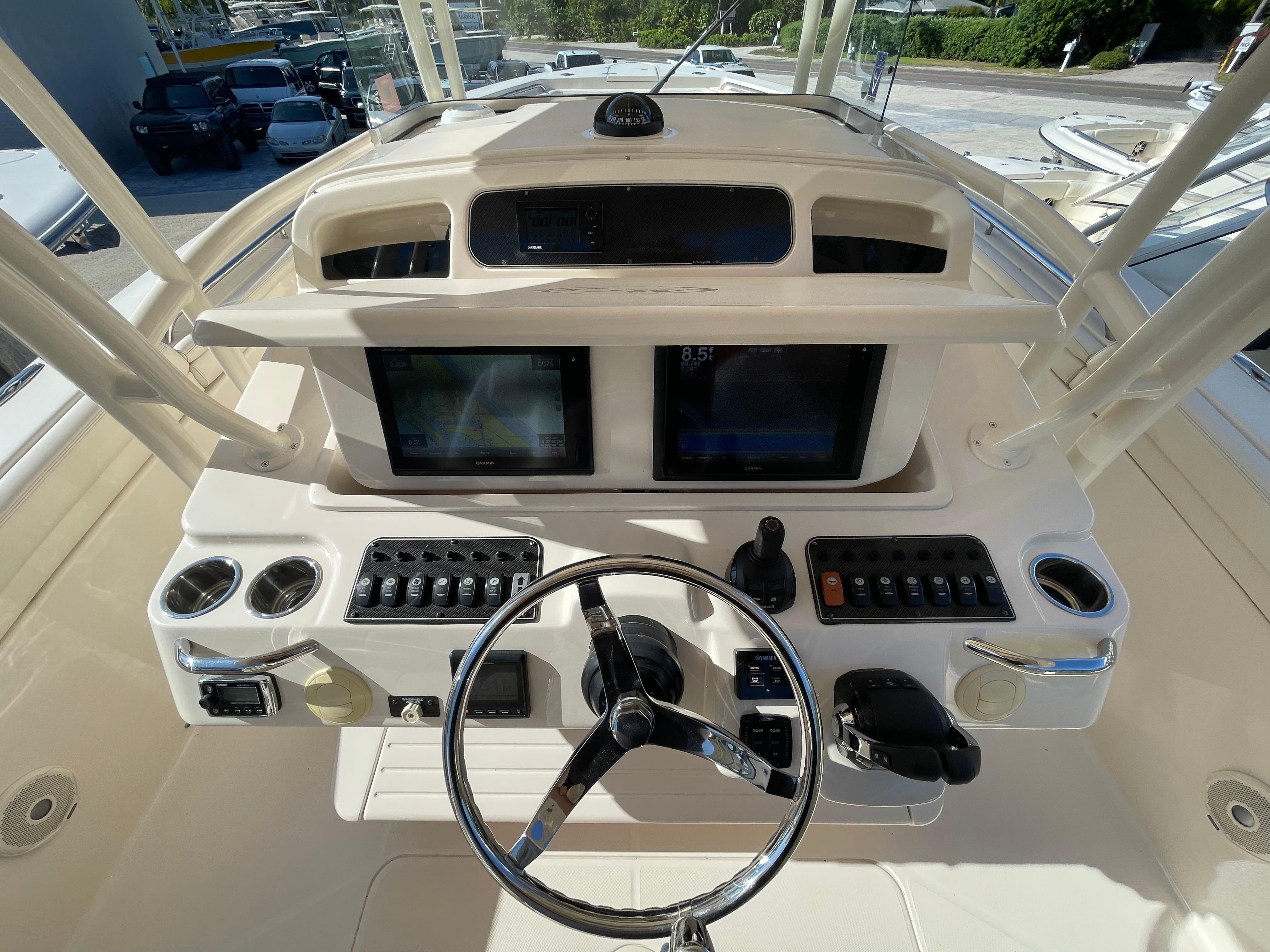 2015 Grady-White Canyon 336