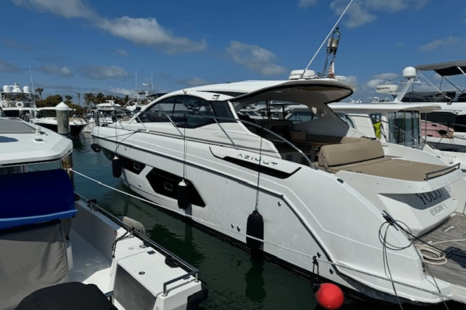 Yacht Photos Pics
