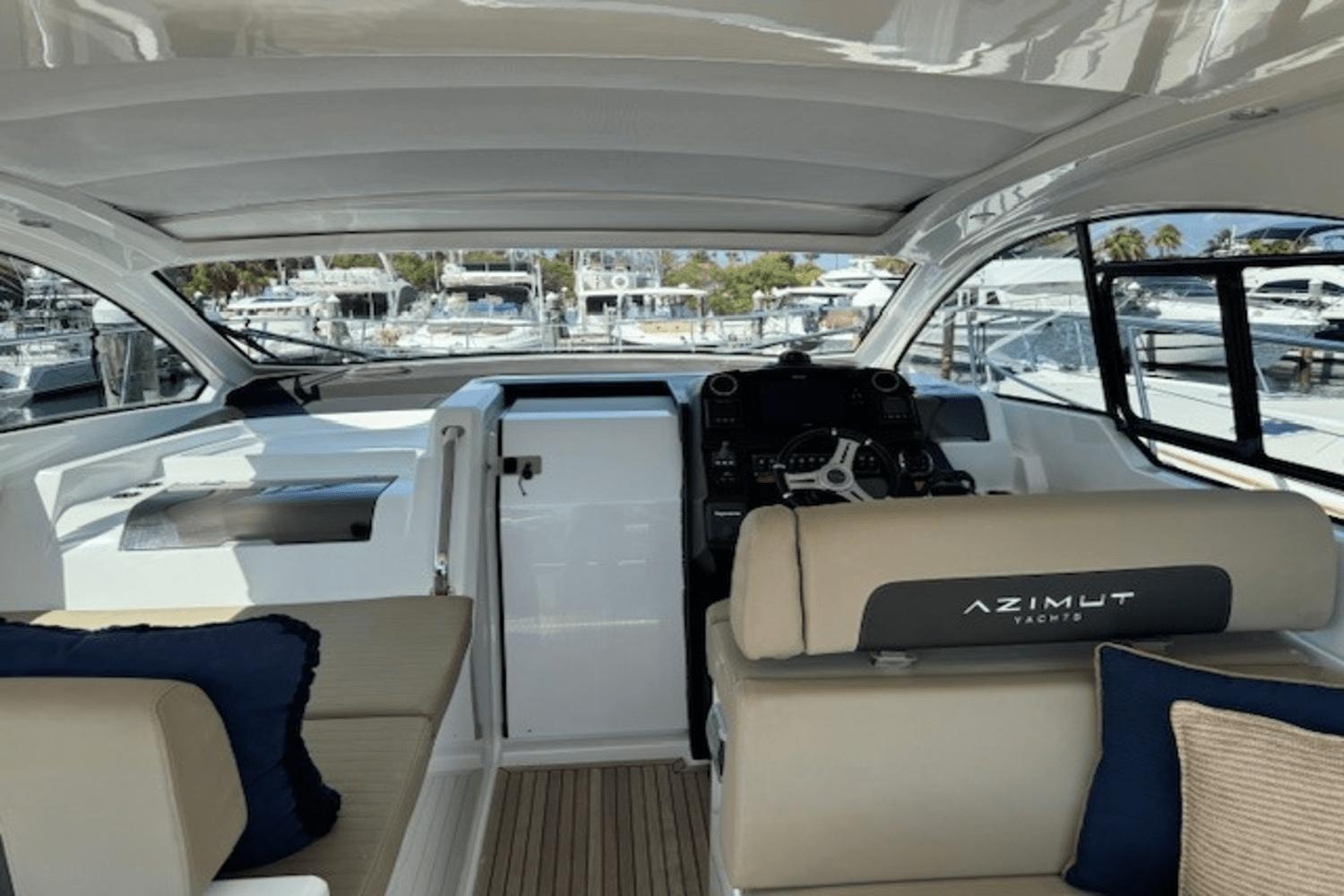 Yacht Photos Pics