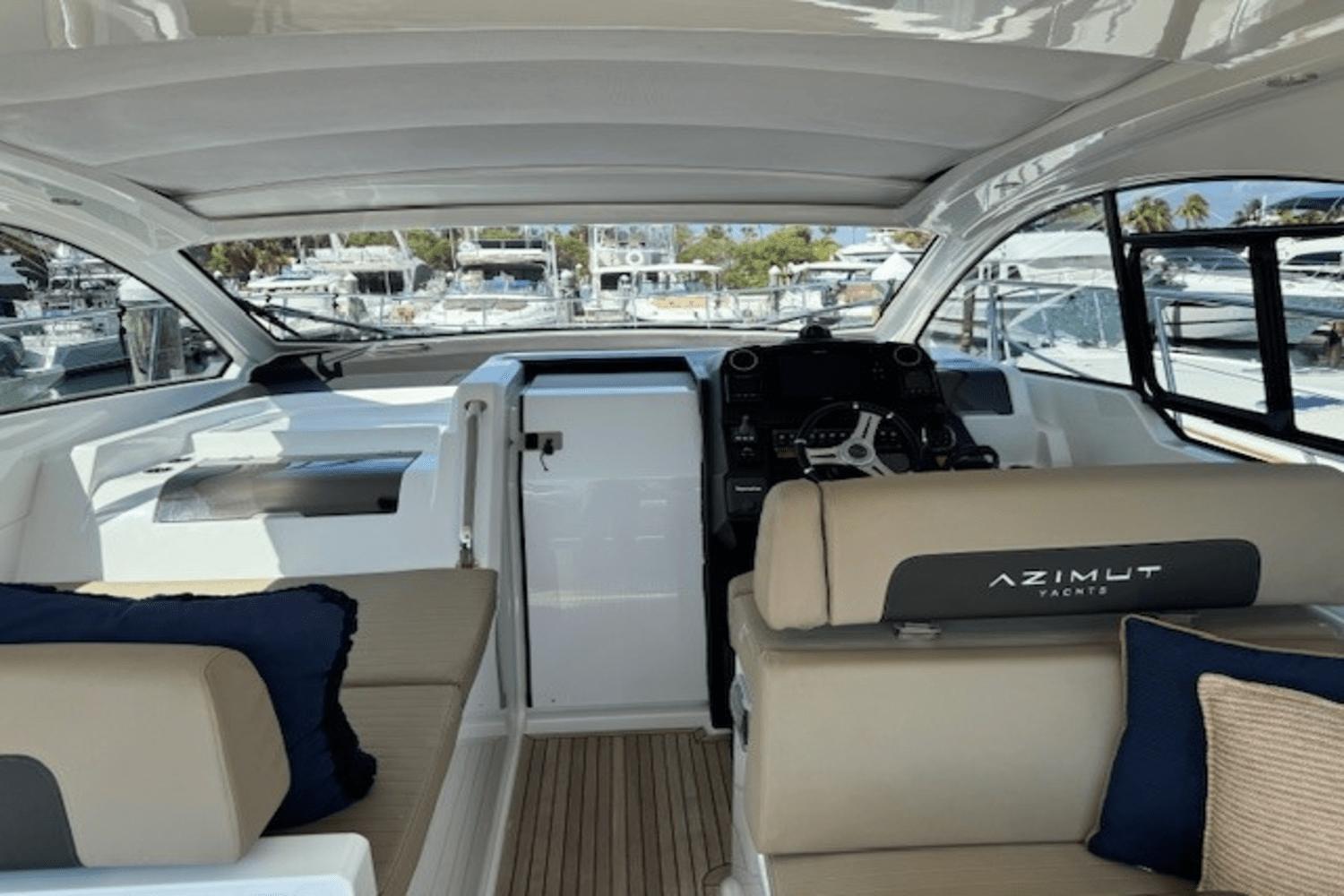 Yacht Photos Pics