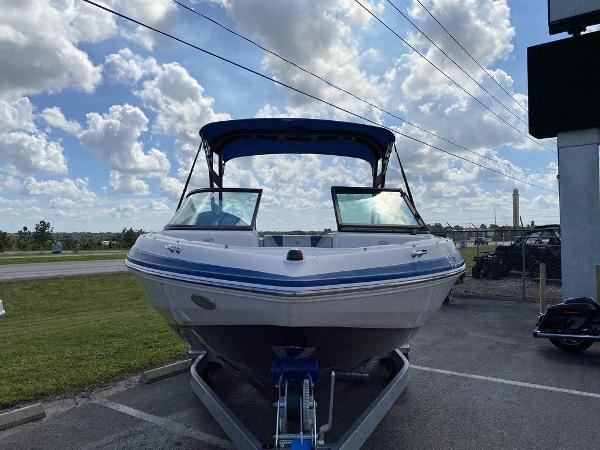 2017 Regal boat for sale, model of the boat is 2000 ESX & Image # 5 of 8